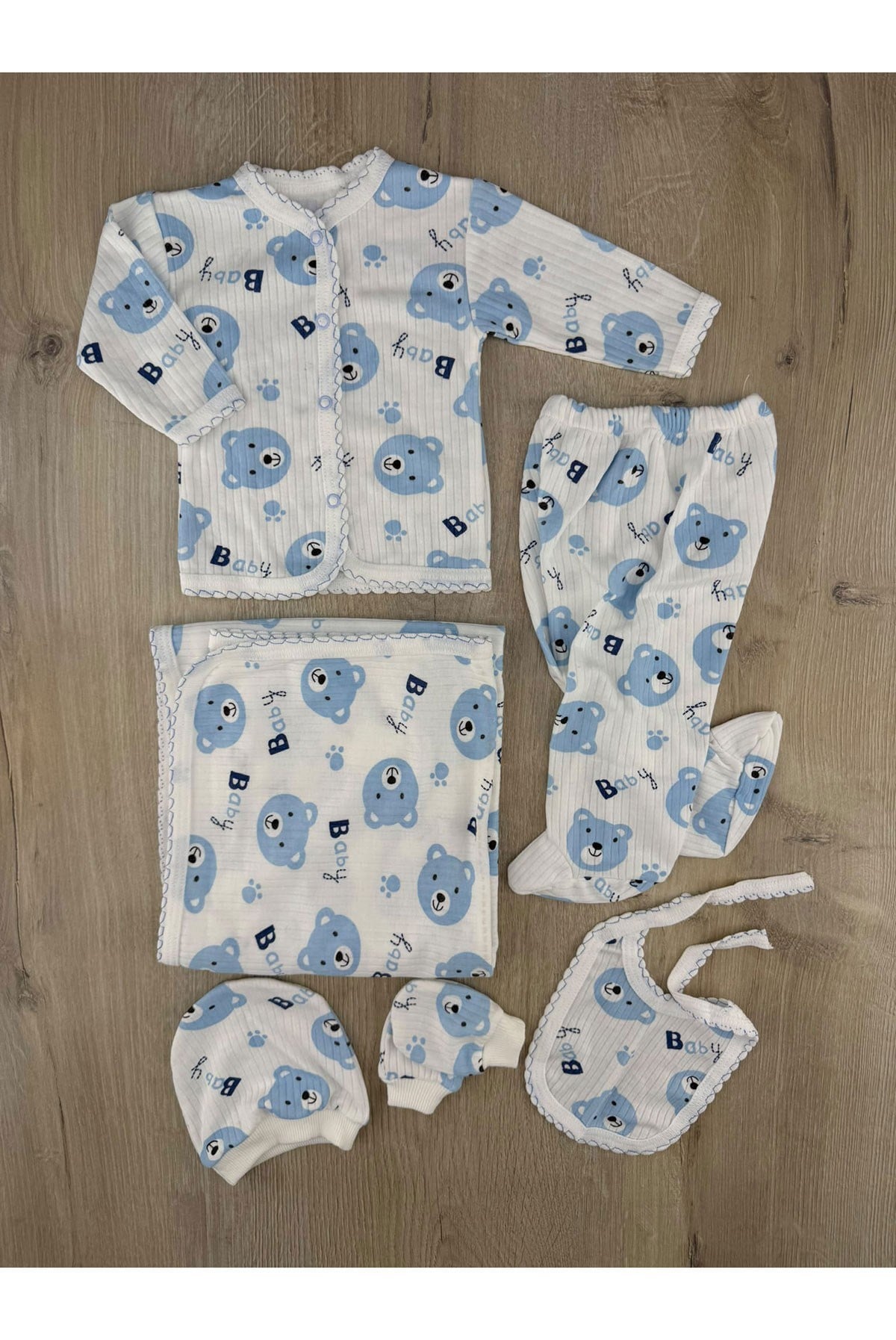 Gonca Bebe (0-3 Ay) Ayıcık Desenli Battaniyeli 6Lı Zıbın Takımı