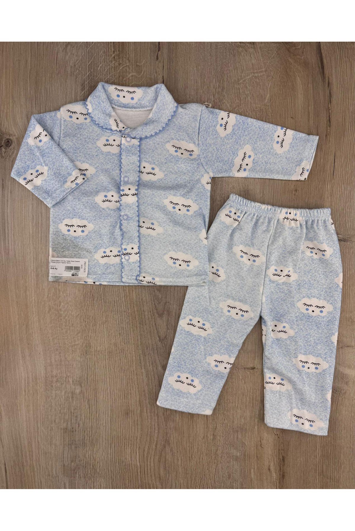 Gonca Bebe (0-6 Ay) Yakalı Bulut Desenli Önden Çıtçıtlı Pijama Takımı