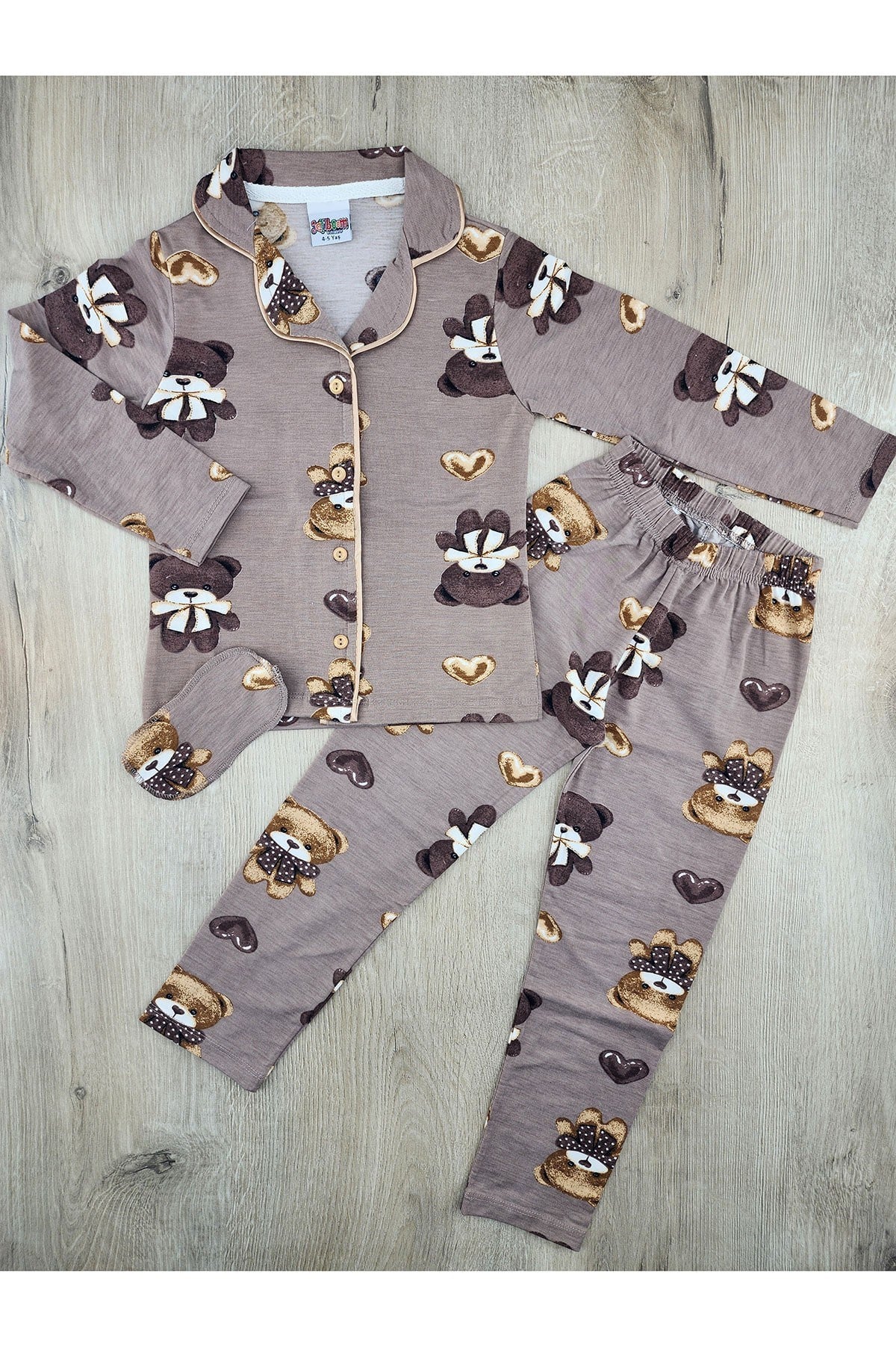 Jeliboom (4-12 Yaş) Ayıcık Desenli Göz Bantlı Önden Düğmeli Pijama Takımı