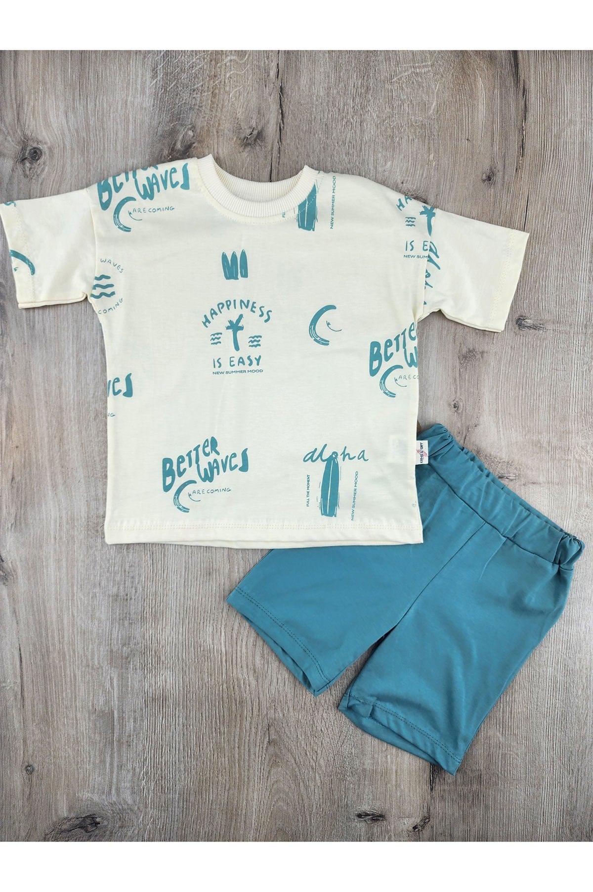 Karamsa (2-5 Yaş) Wave Desenli Şortlu Takım