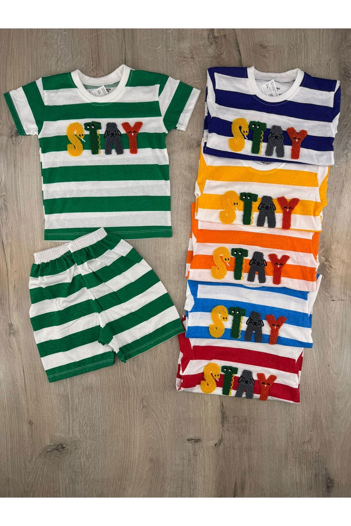 Keskincan-33 (2-9 Yaş) Stay Desenli Çizgili Şortlu Takım