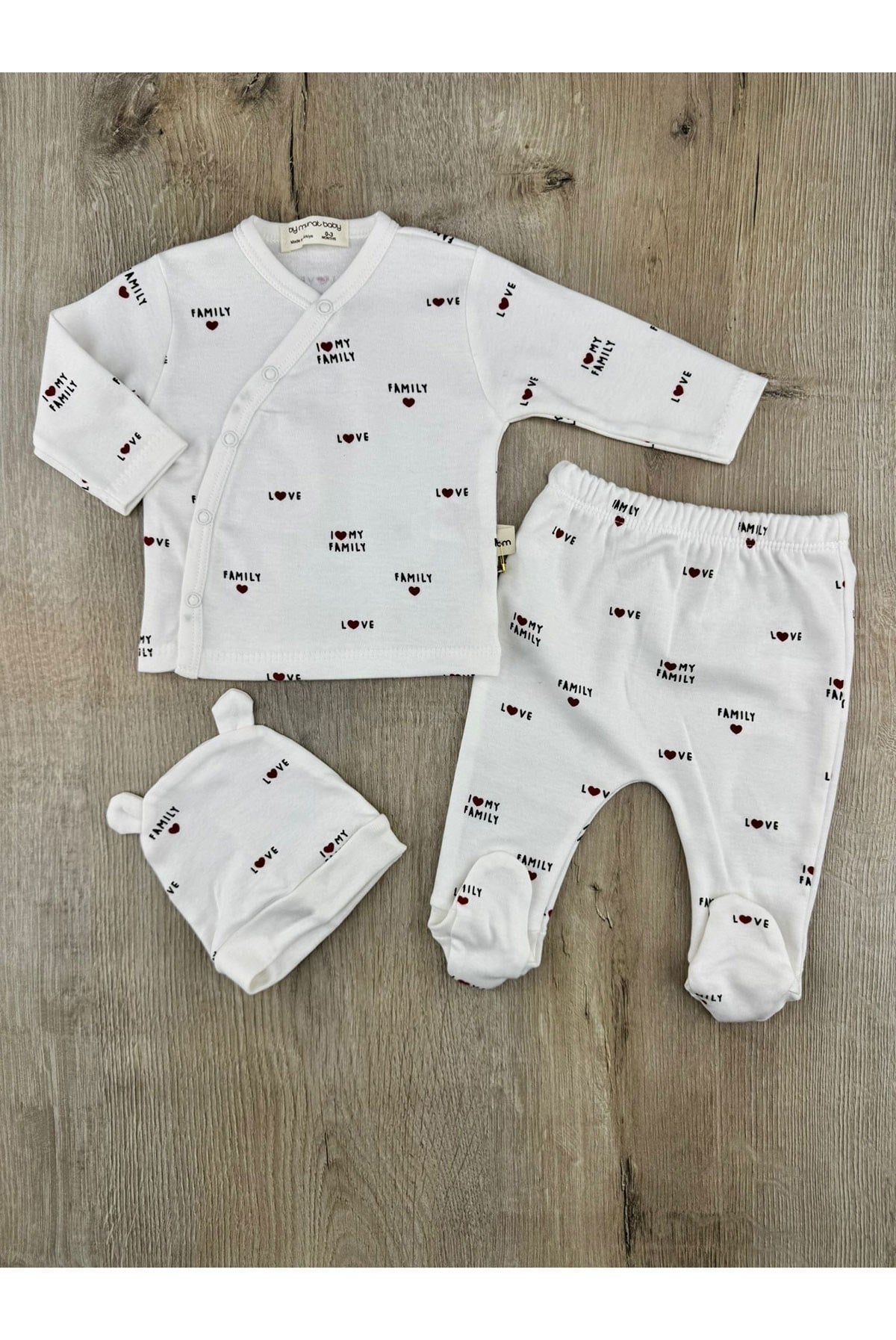 Murat Baby (0-6 Ay) Love Family Desenli ŞApkalı Zıbın Takımı