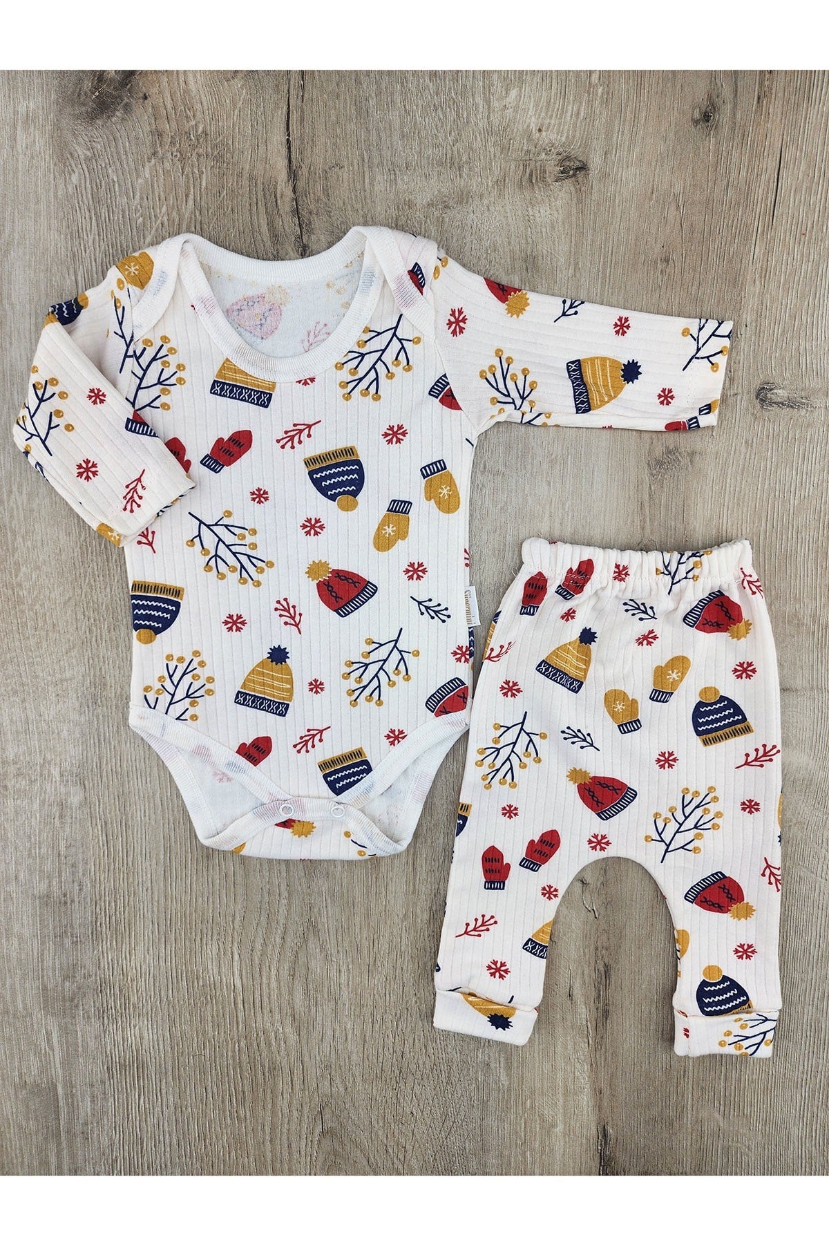 Süpermini-03 (0-9 Ay) Şapka Ve Eldiven Desenli Çıtçıtlı Badili Takım