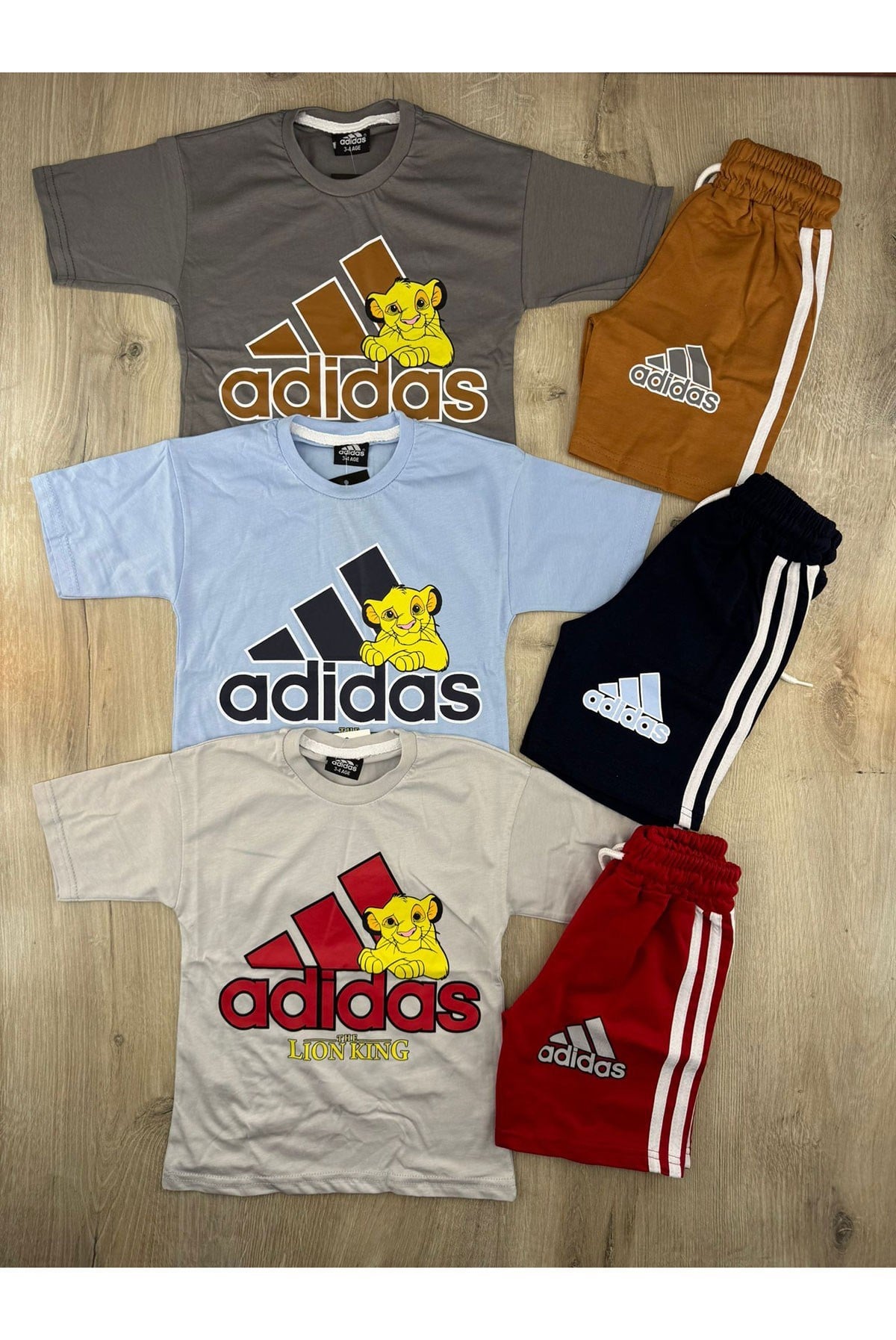 Tintini(3-10 Yaş) Aslan-Adidas Desenli Şortlu Takım