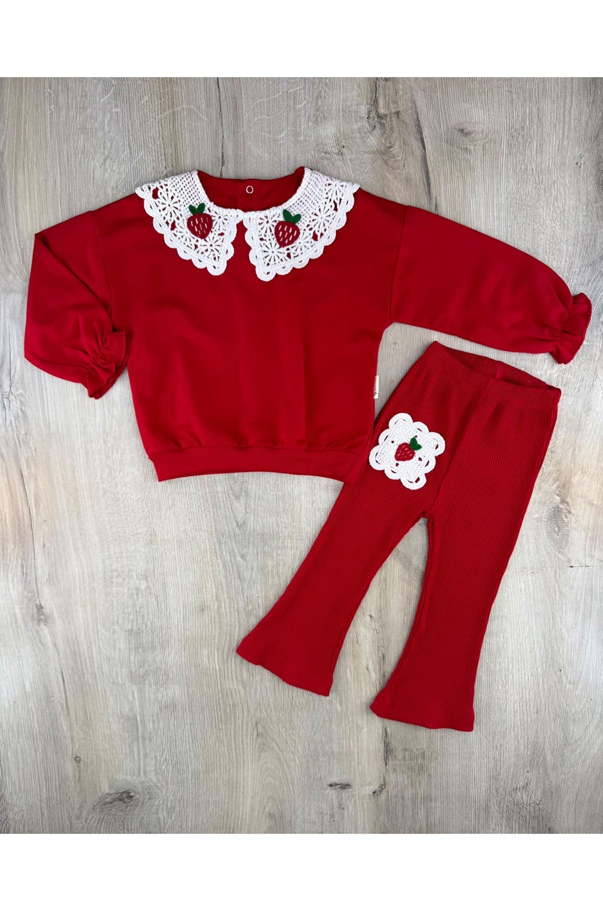 Vovido (2-5 Yaş) Yaka Dantelli Çilek Desenli Mevsimlik Takım