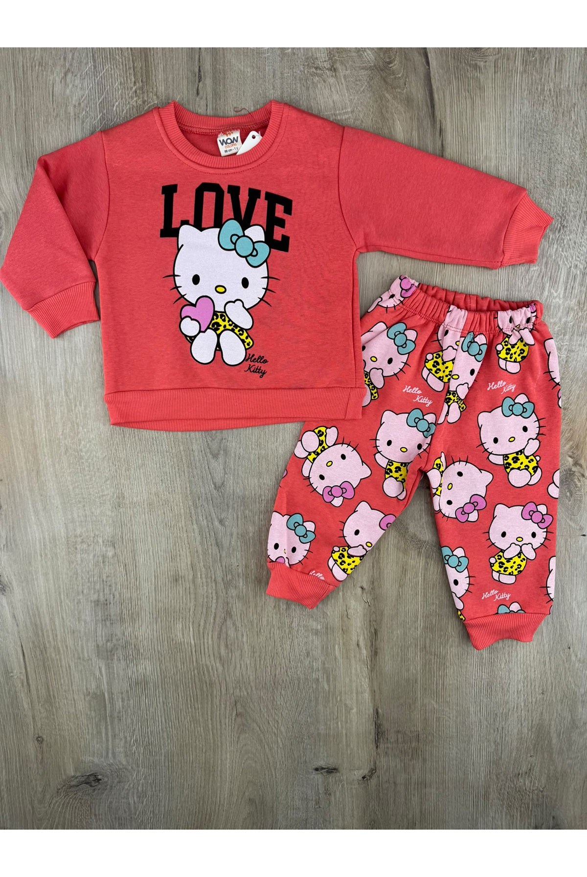 WOW-11142 (1-4 Yaş) Hello Kitty Desenli 3ip Şardonlu Takım