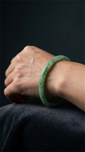 İNCE FORM YEŞİM MODERN BİLEZİK