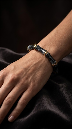 SİYAH MERMER DOKULU GOLD BAMBU FORM BİLEKLİK