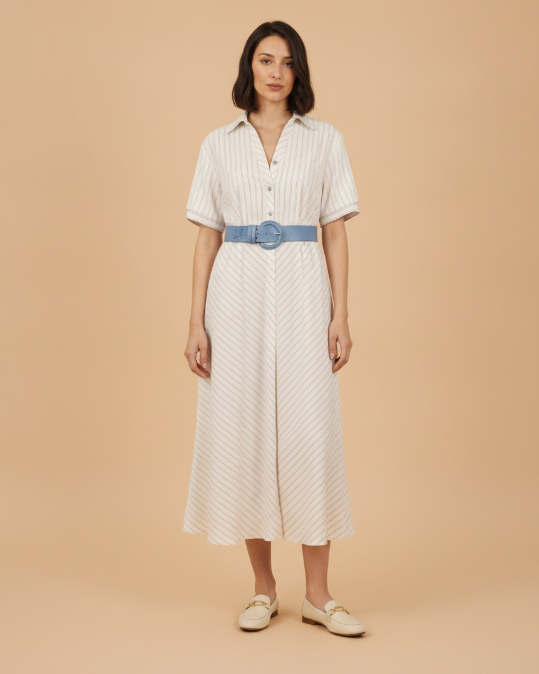 ÇİZGİLİ DÜĞMELİ BELİ KEMERLİ YAZLIK ELBİSEDedo'çe