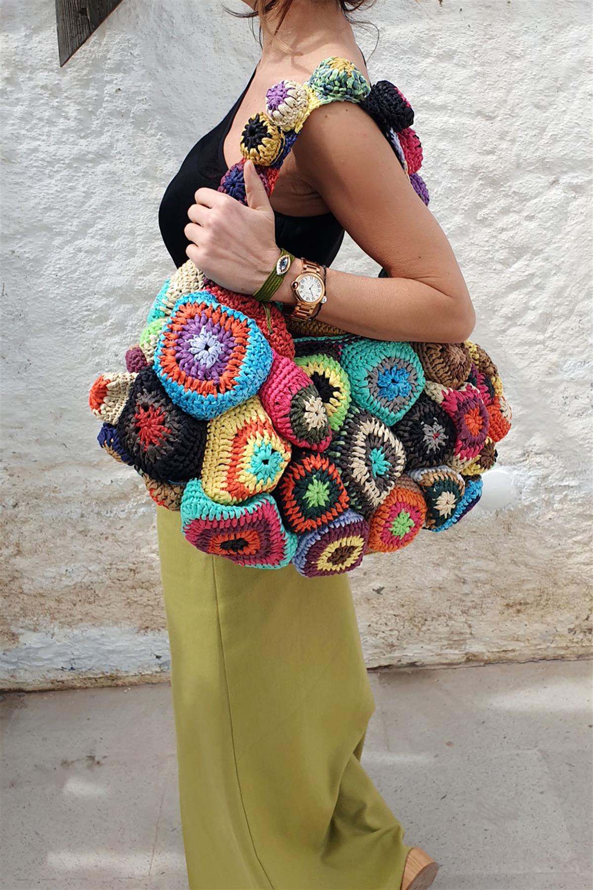 El Yapımı Motifli Çanta