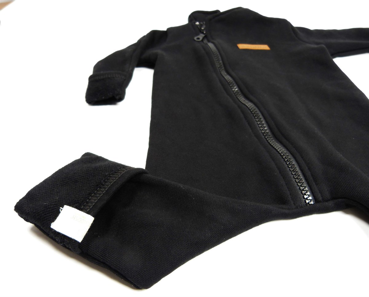 Siyah Kalın Bebek Tulumu