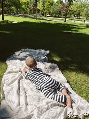 Lacivert-Beyaz Patiksiz Esnek Bebek Tulumu