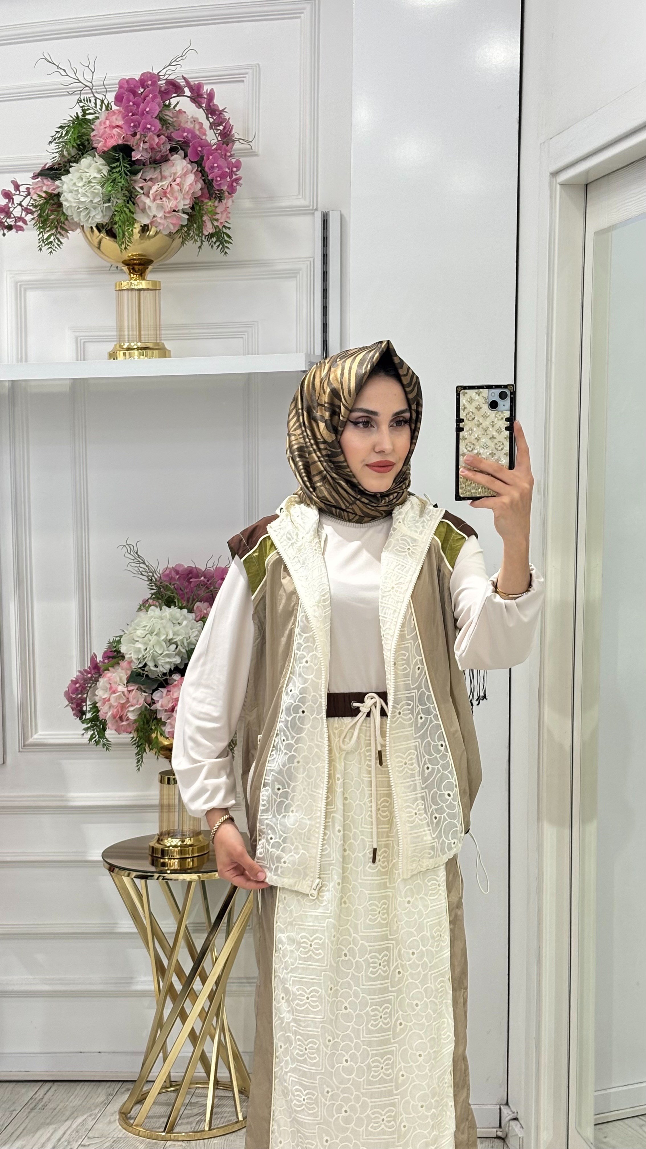 GHİSA ETEKLİ TAKIM