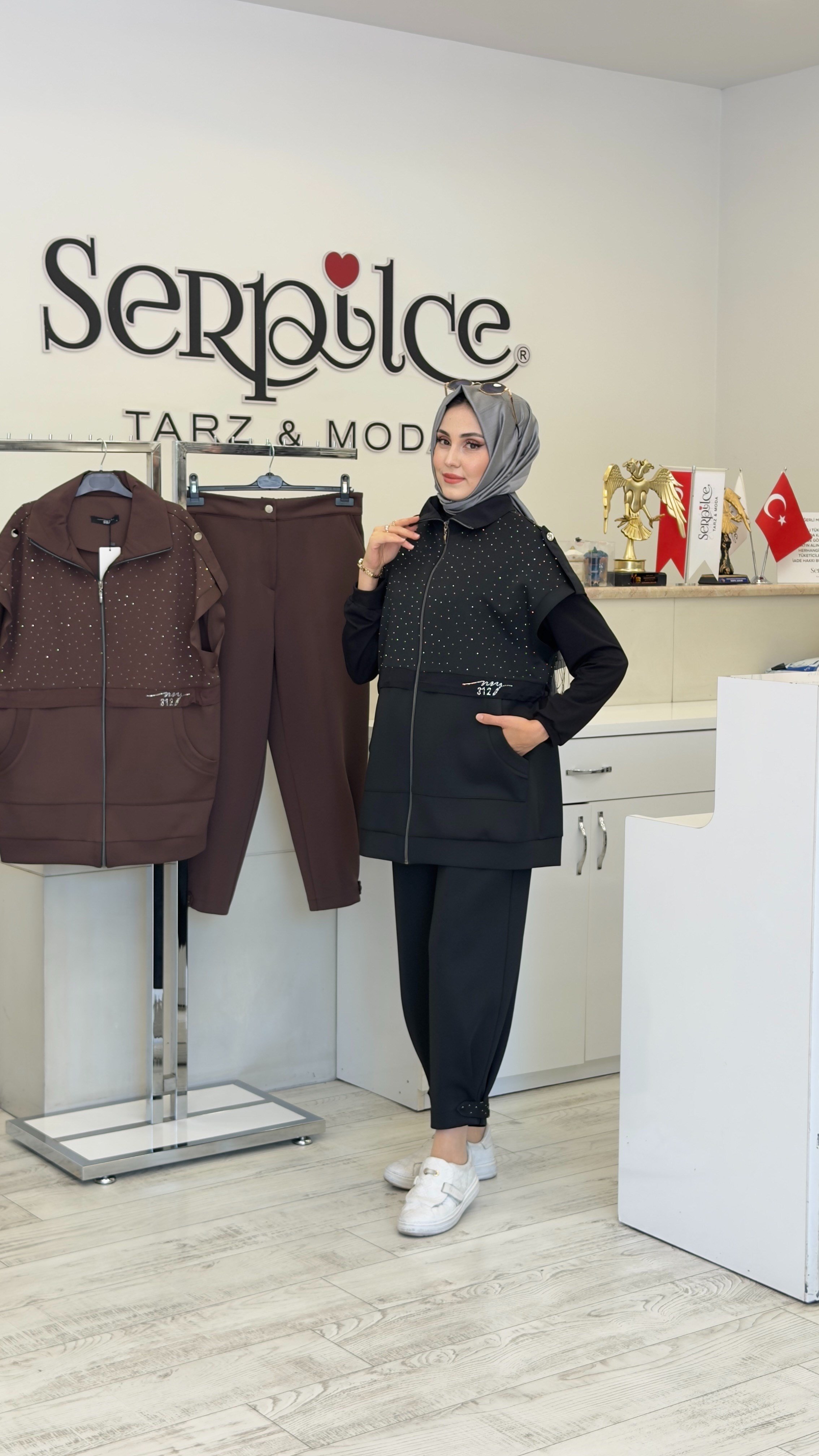 YELEKLİ TAKIM