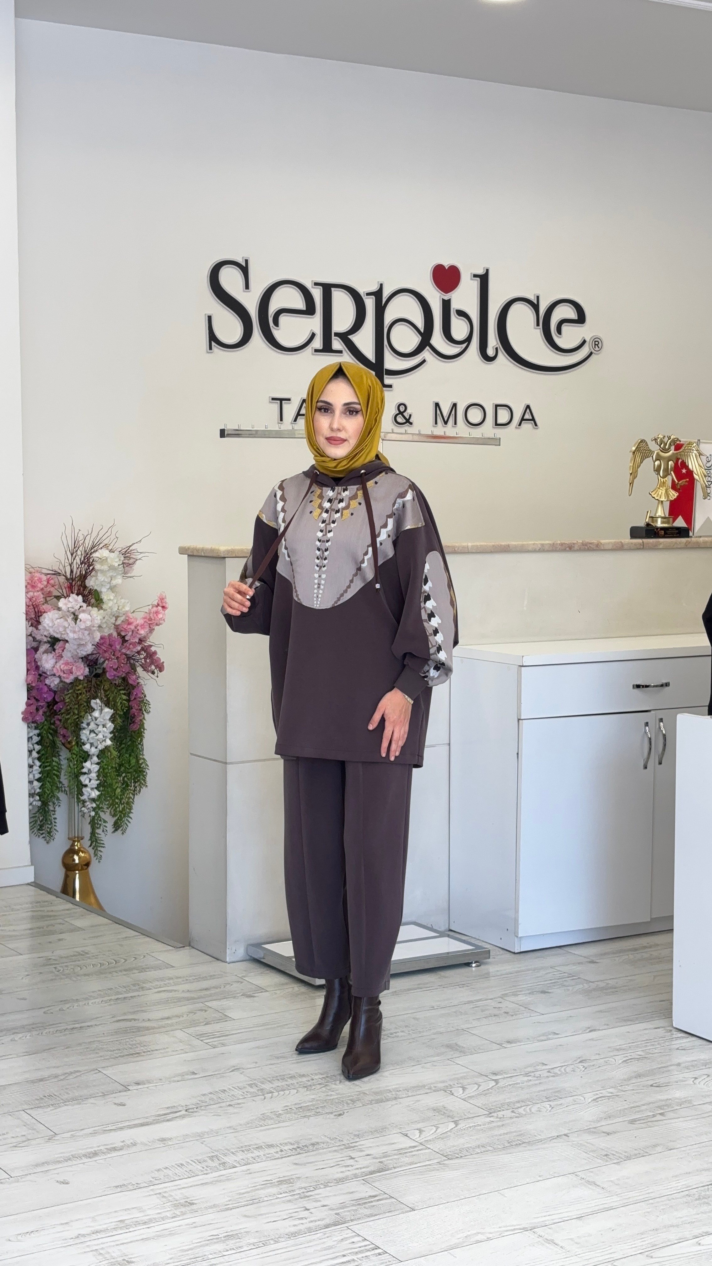 DESENLİ TAKIM