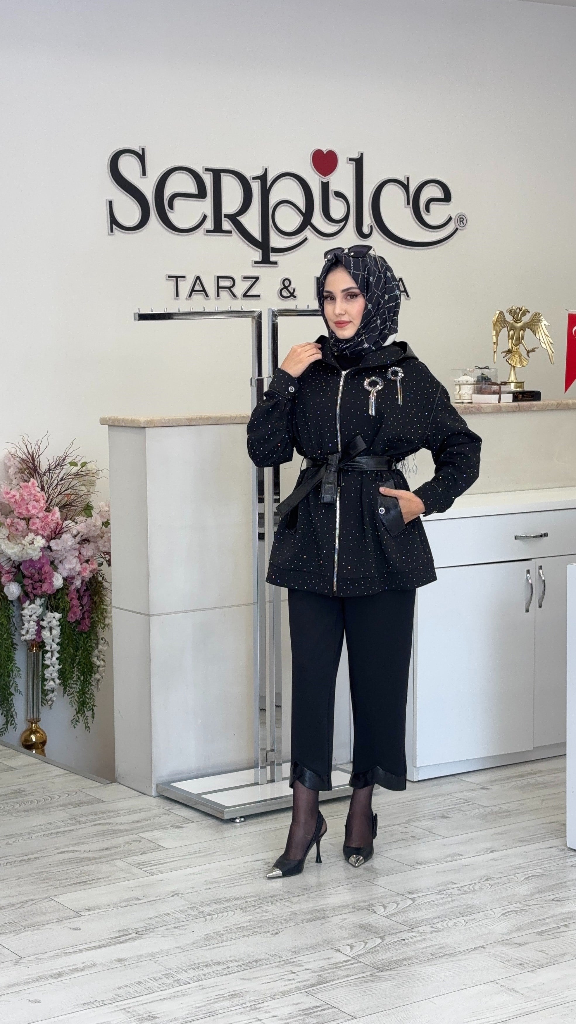 TAŞLI TAKIM
