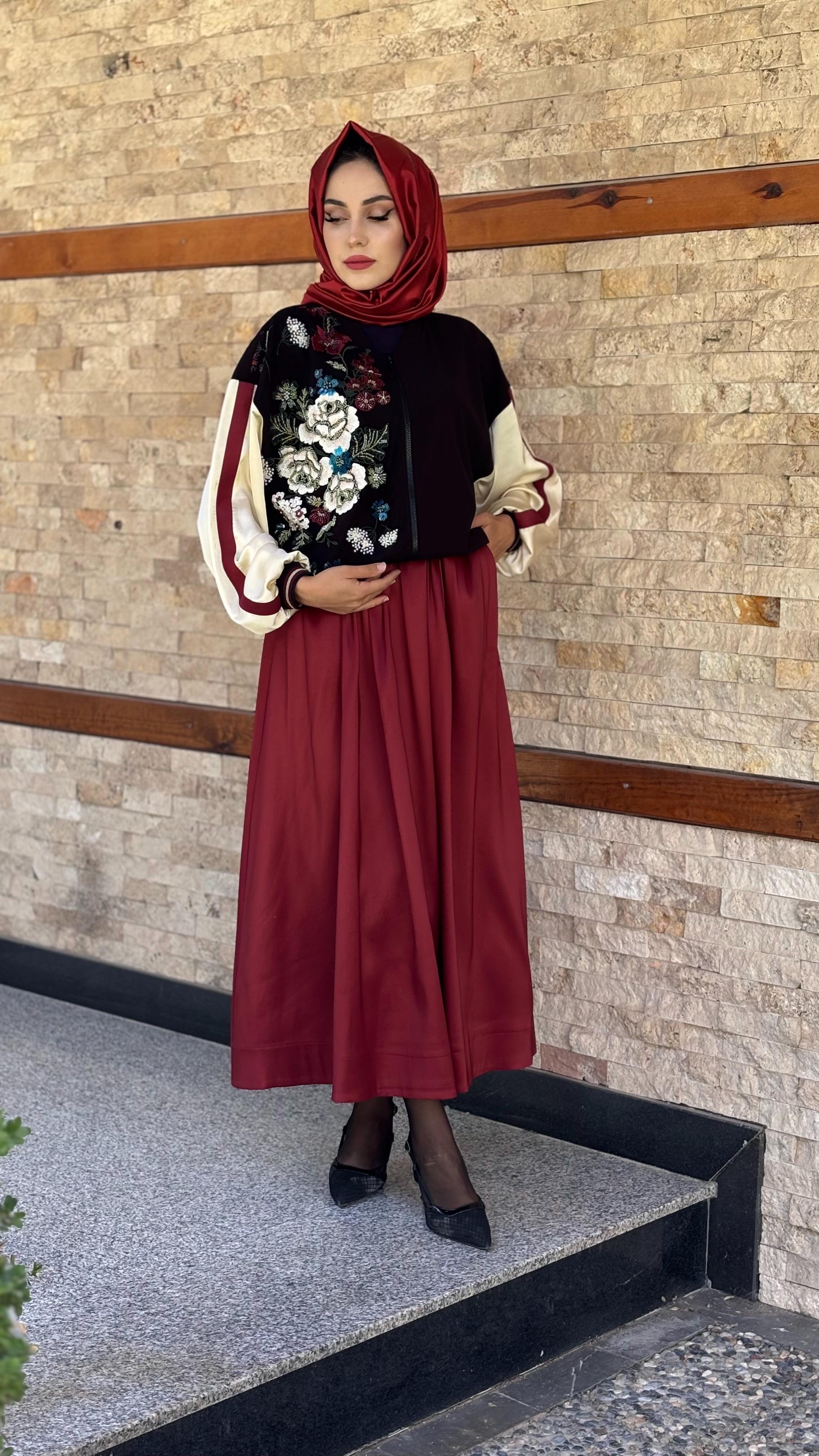 YAKA NAKIŞLI TAFTA KUMAŞ TAKIM