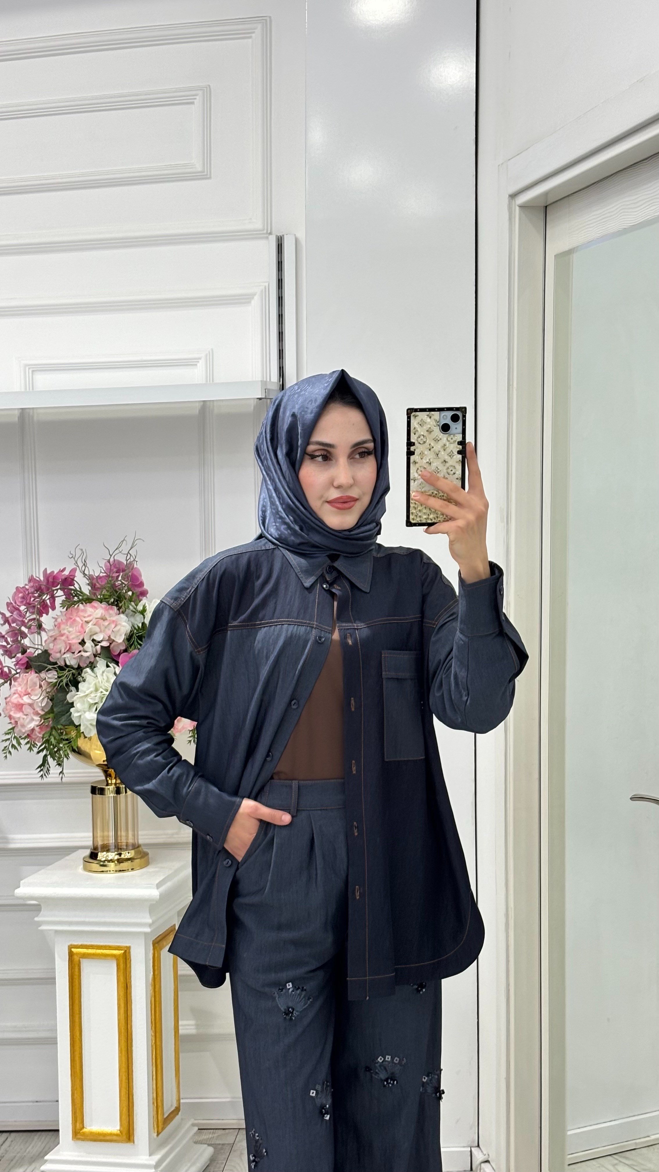 YEŞİM ÖZCAN TAKIM