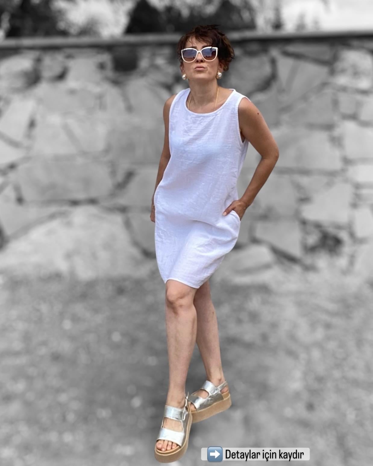  Beyaz Cepli Keten Elbise