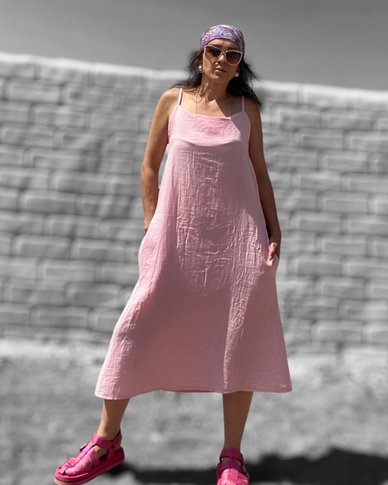 Pudra Rengi Askılı Cepli Midi Boy Keten Elbise