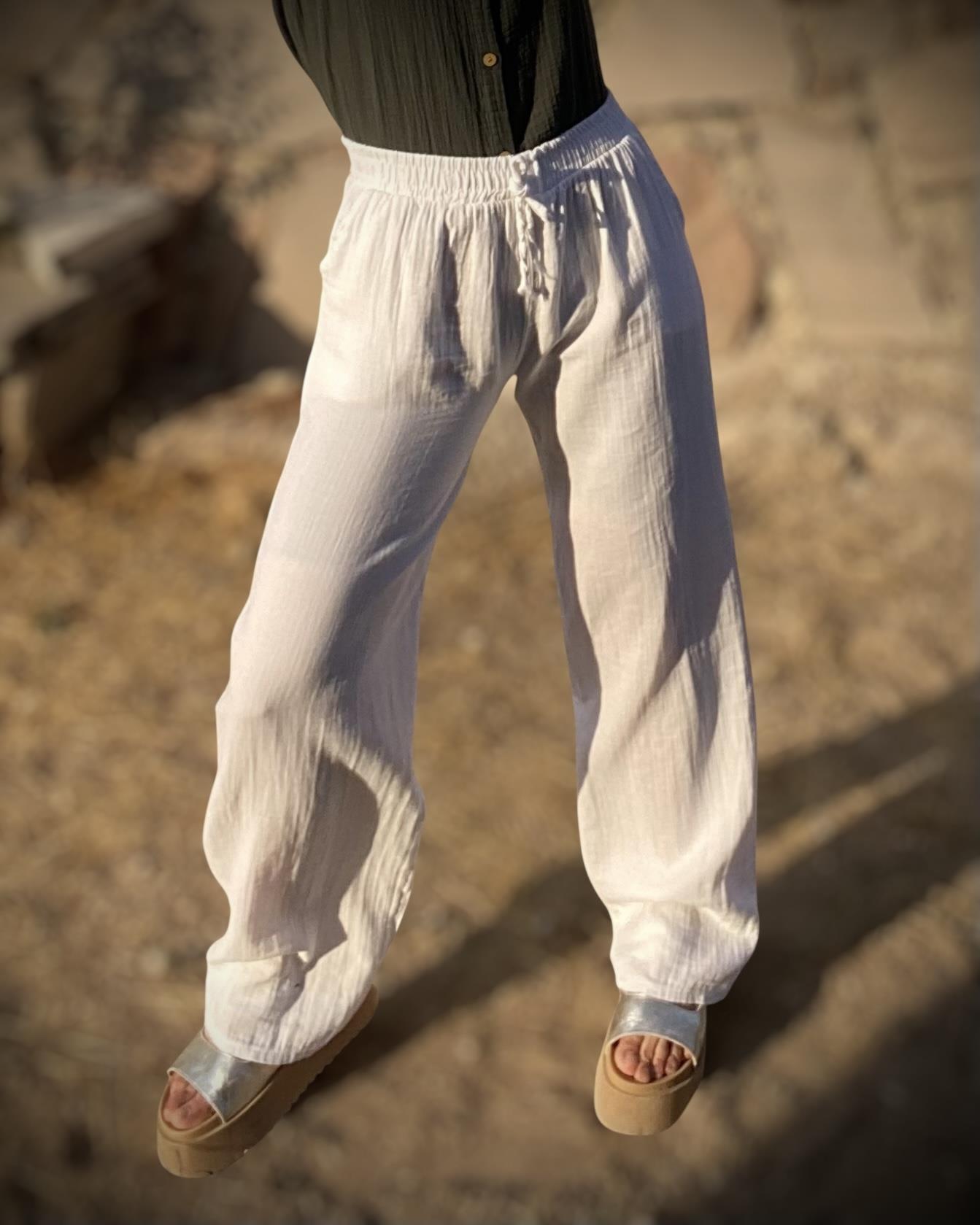 Beyaz Belden Lastikli ve Bağcıklı Düz Paça Pantolon