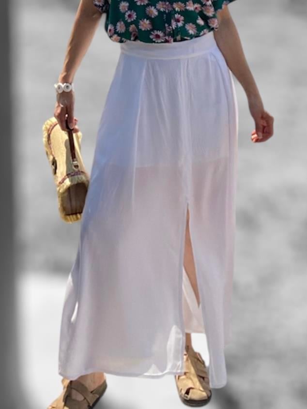 Beyaz Yüksek Bel Ön ve Arka Yırtmaç Detaylı Etek