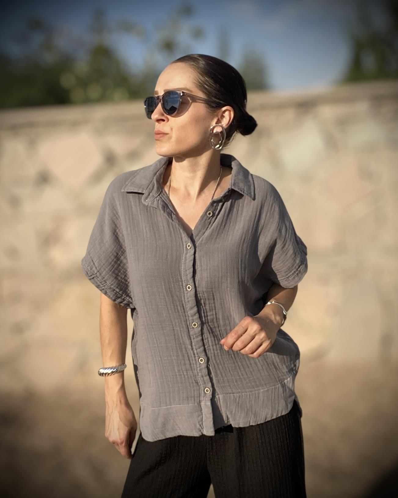 Gri Düşük Omuzlu Klasik Yaka Gömlek