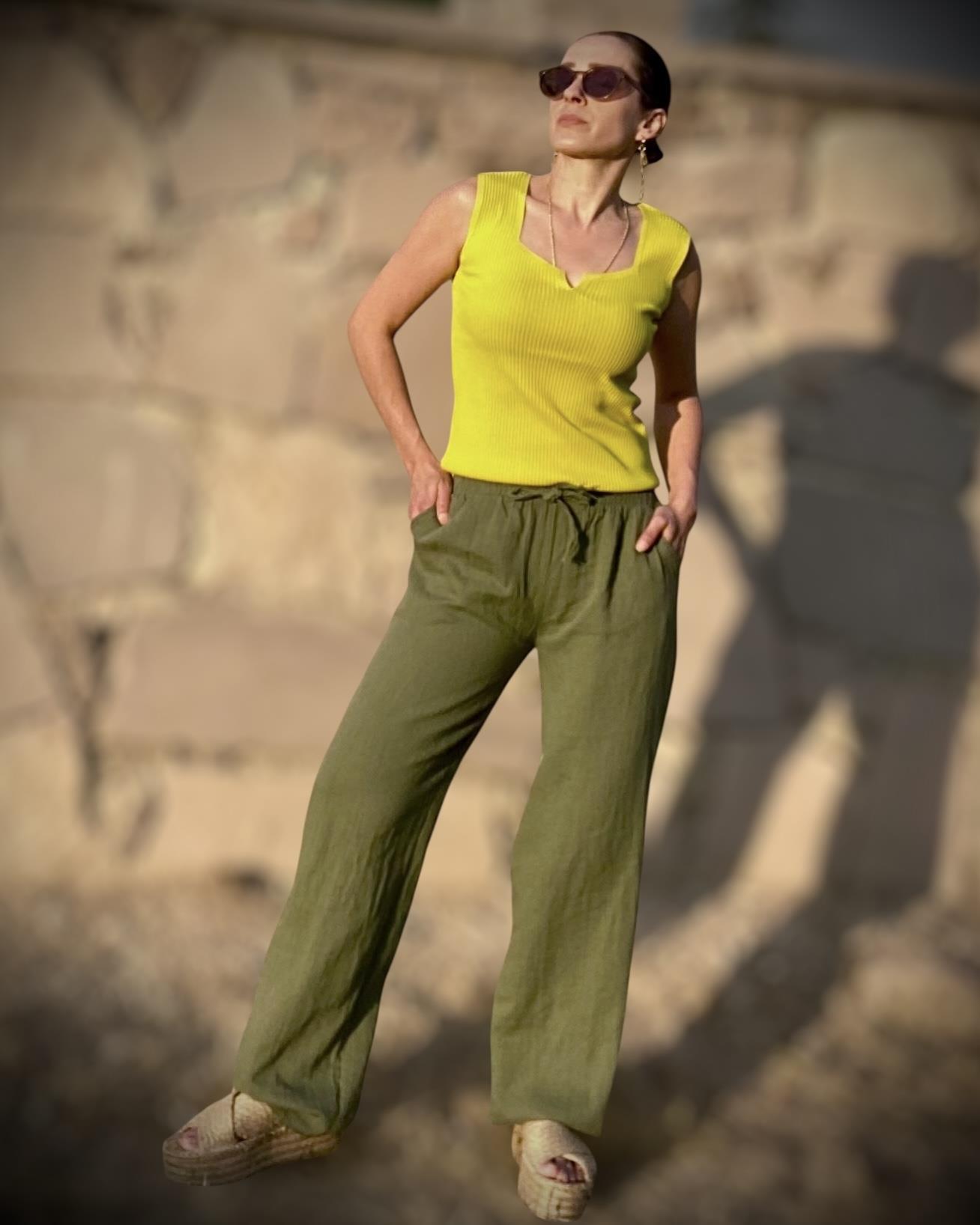 Haki Belden Lastikli ve Bağcıklı Düz Paça Pantolon