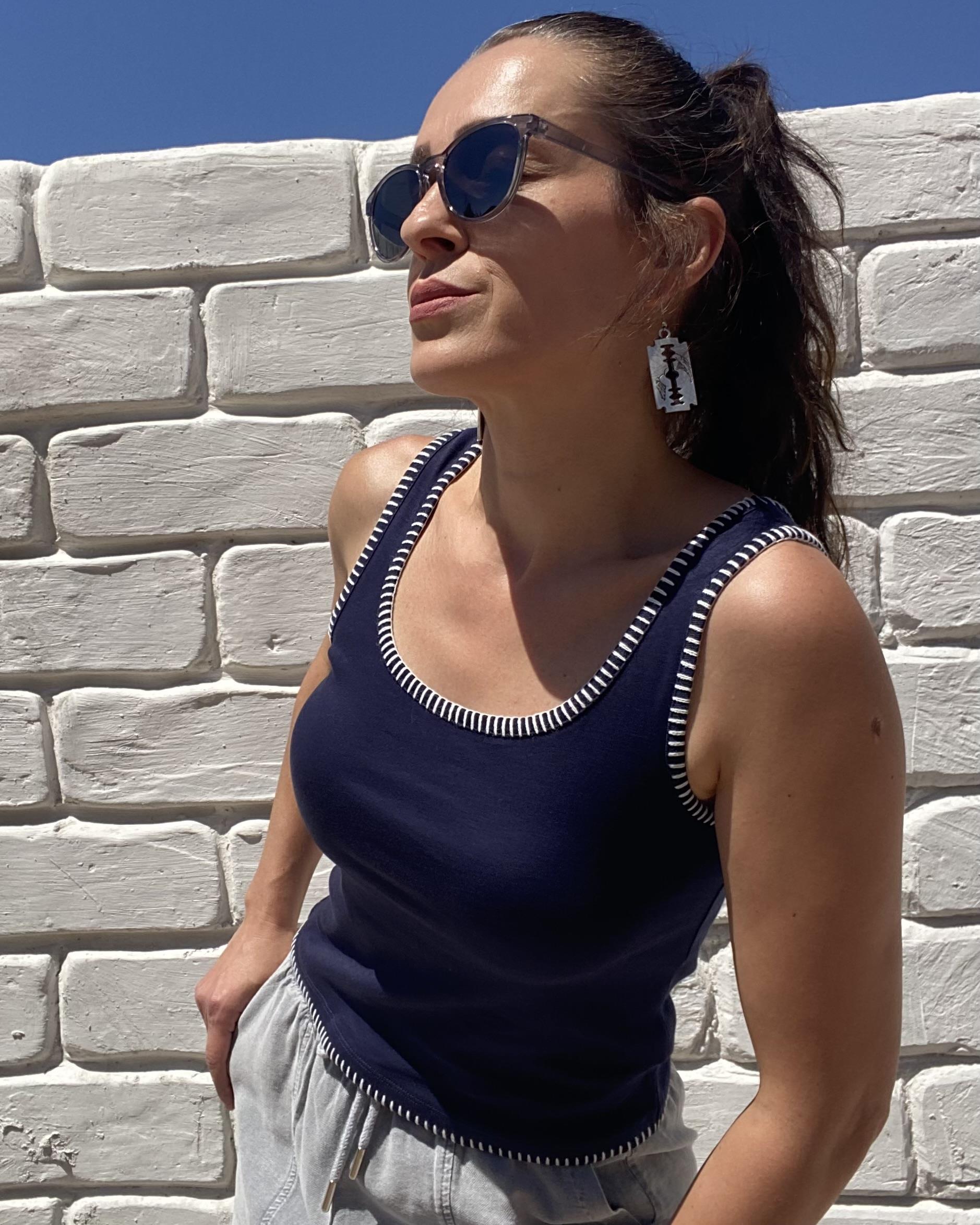 Lacivert Ribanalı Kenar Dikişli Atlet