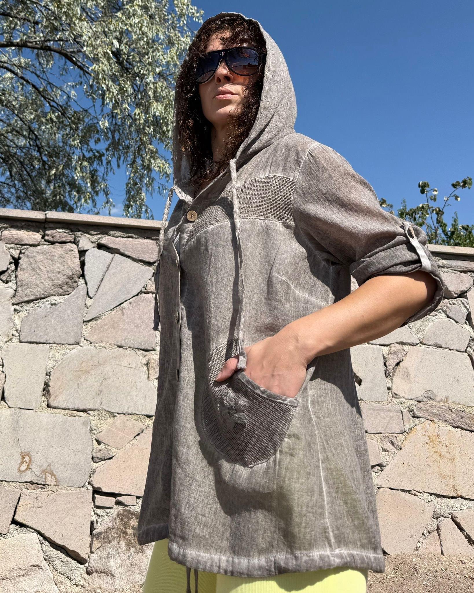 Vizon Kapüşonlu File Detaylı Müslin Kumaş Gömlek