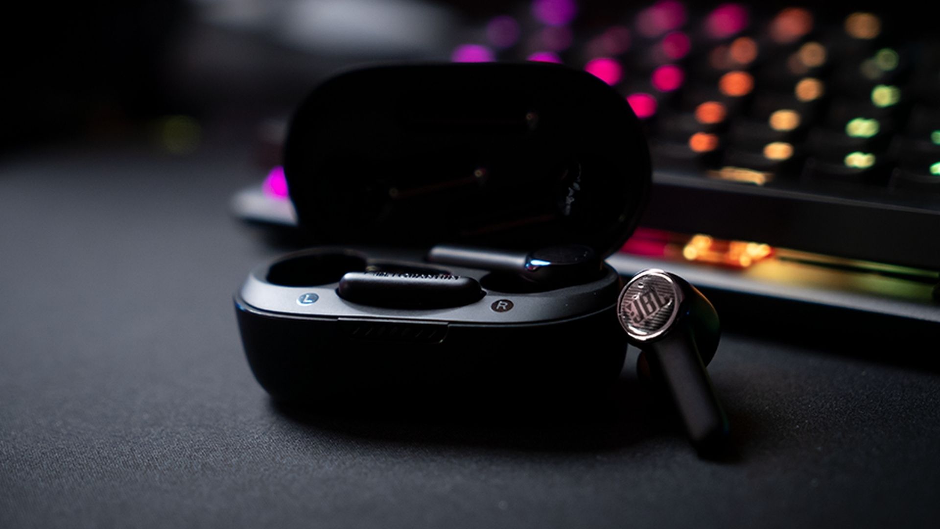 JBL Quantum TWS
