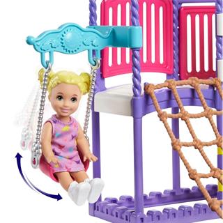 Barbie Bebek Bakıcısı Skipper ve Oyun Parkındaki Bebekleri Seti - GHV89