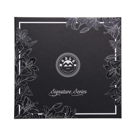 Madlen Signature Hediyelik El Yapımı Çikolata