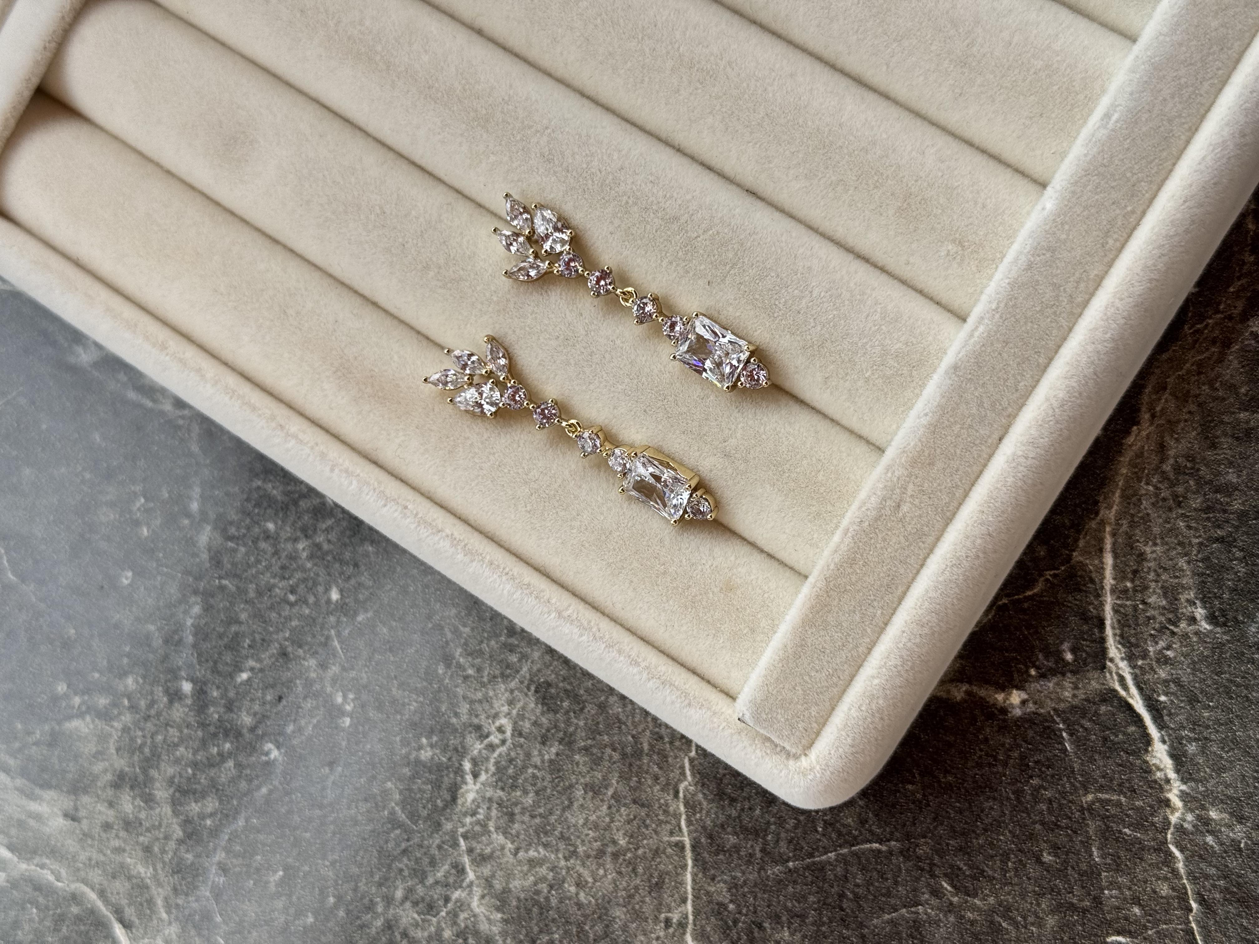 Özel Seri zircon uzun küpe