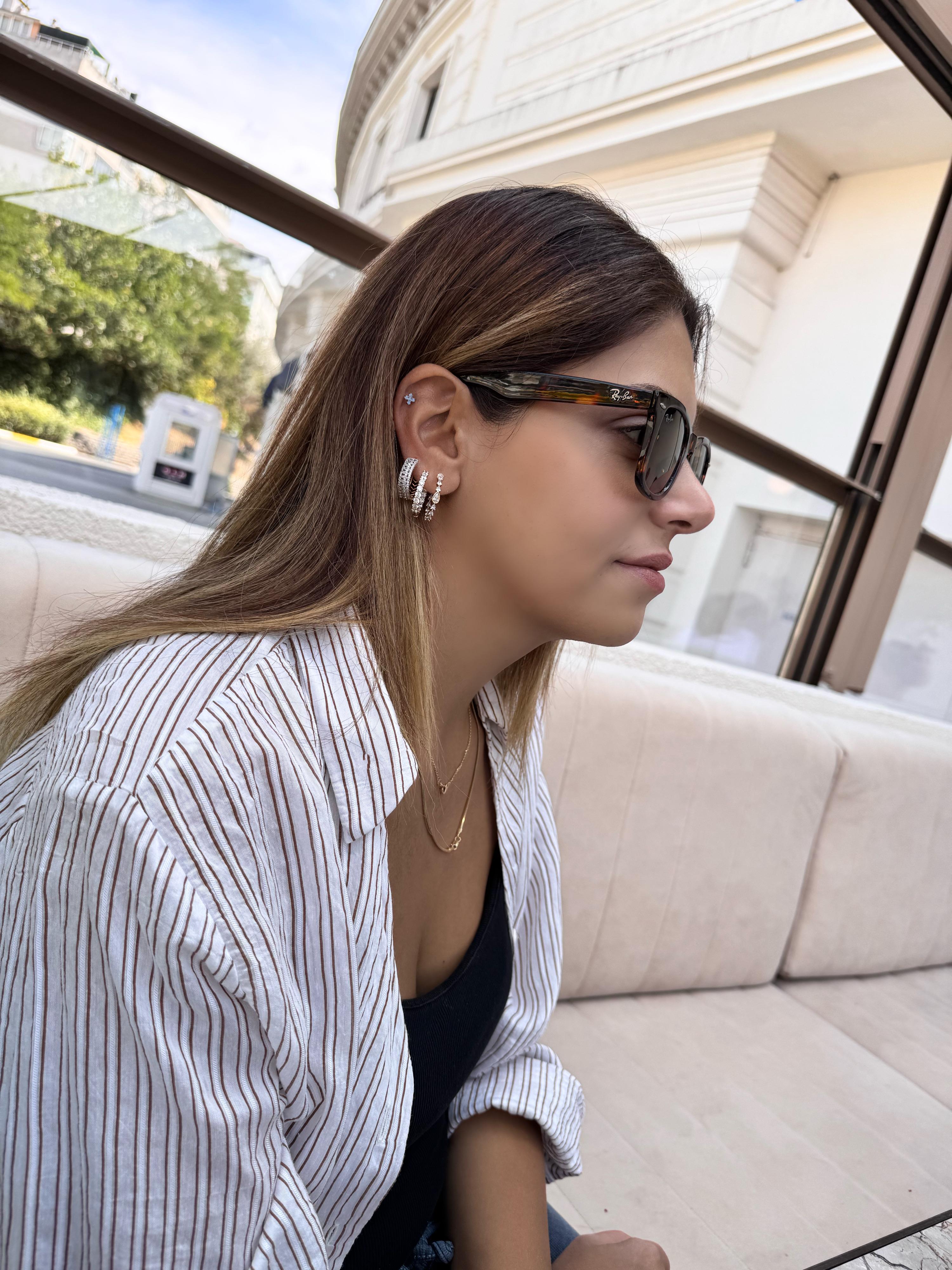 Yeni Taşlı Halka Küpe Kombini 