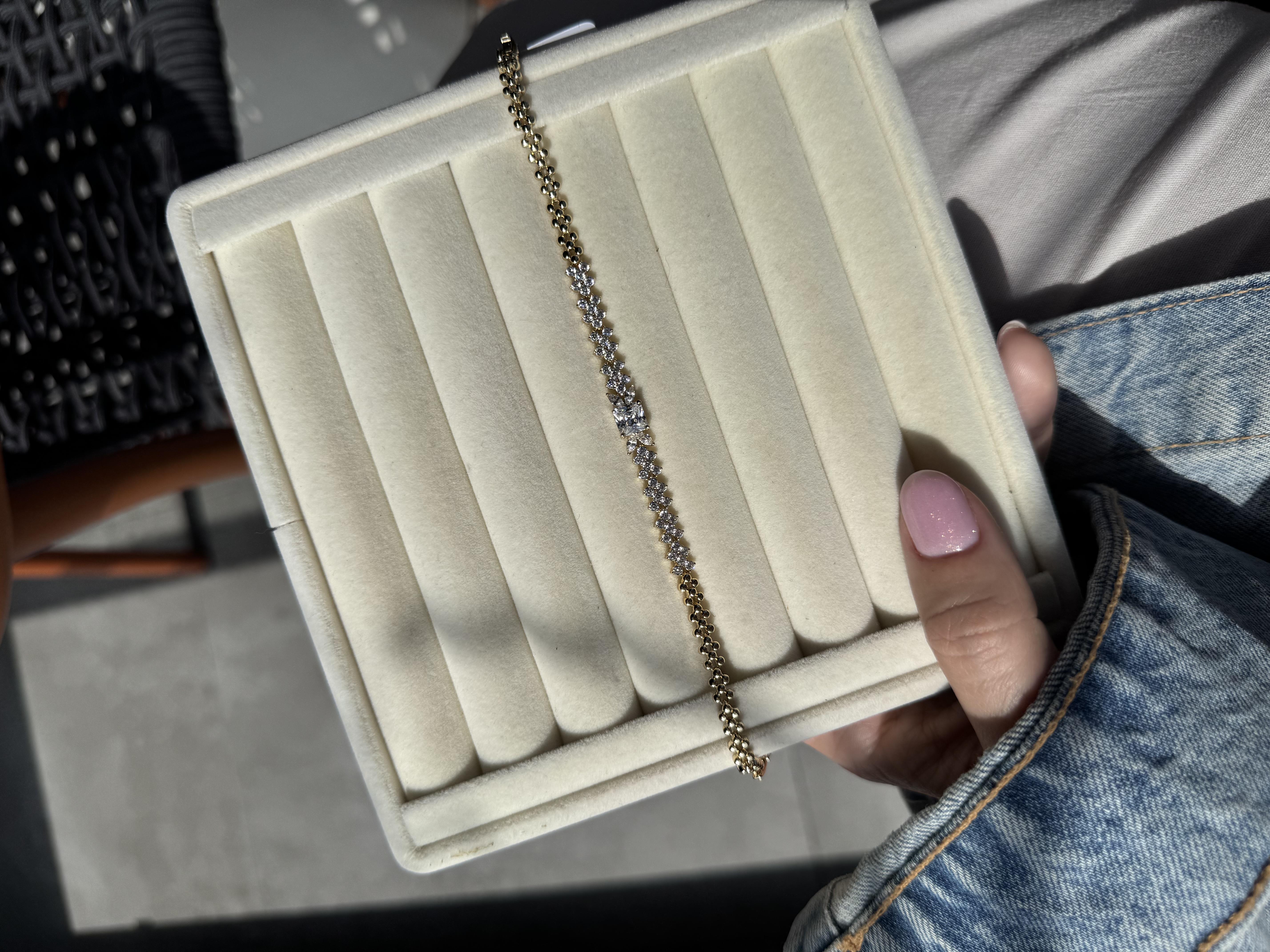 14k Özel seri vip Bileklik 134