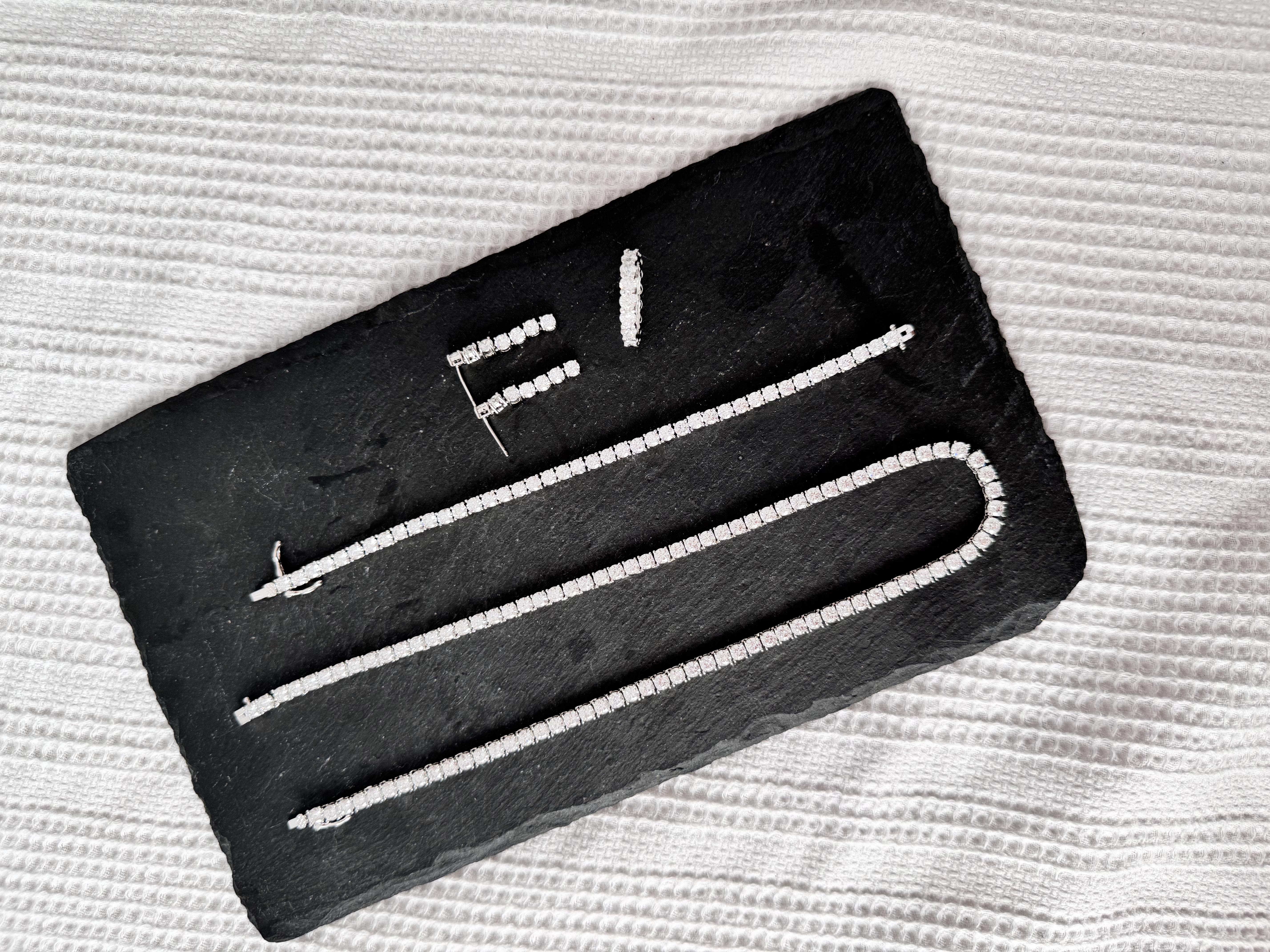 Montür - Döküm Çelik Kolye Seti