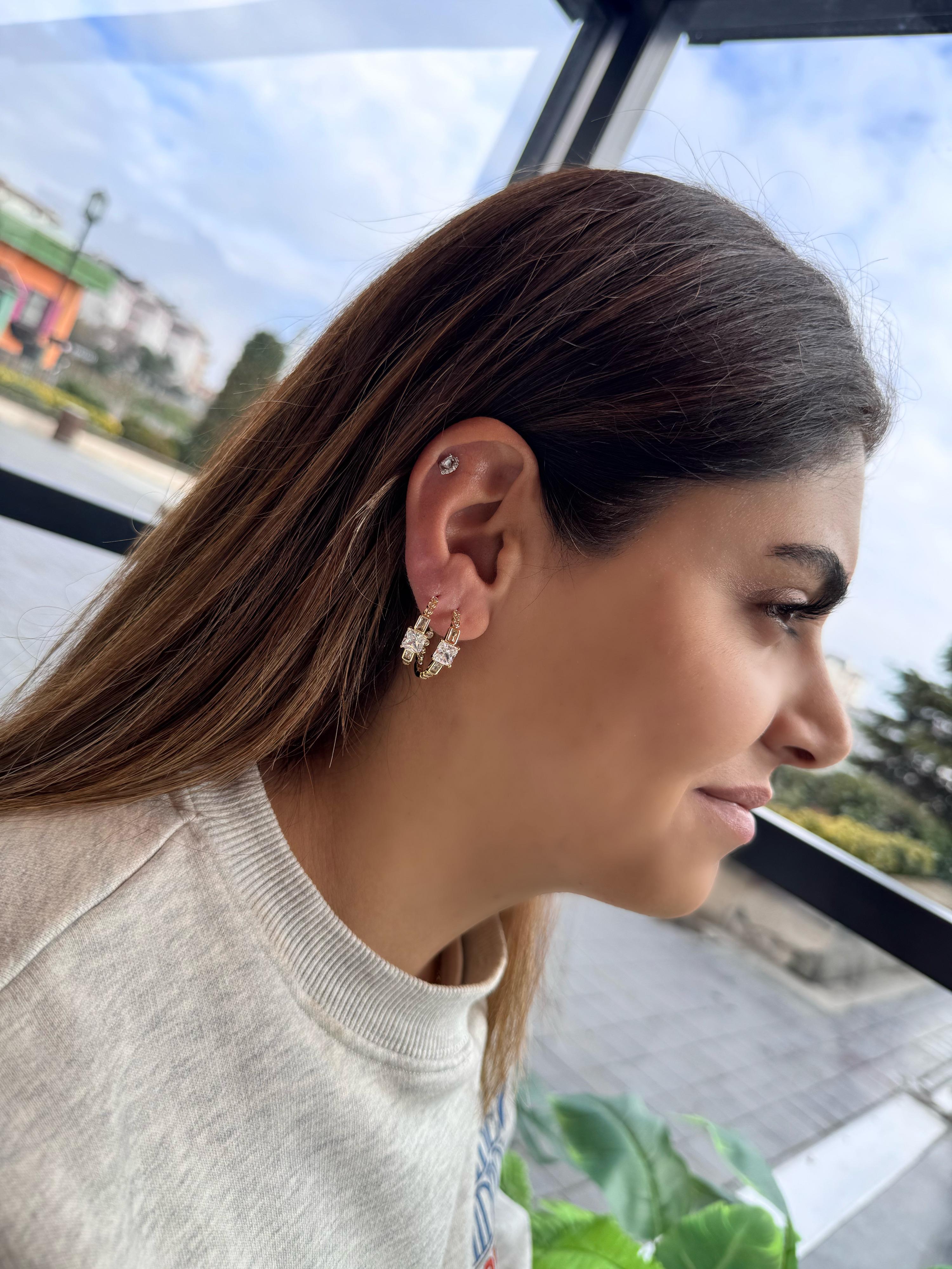 Özel Seri kare taşlı halka küpe