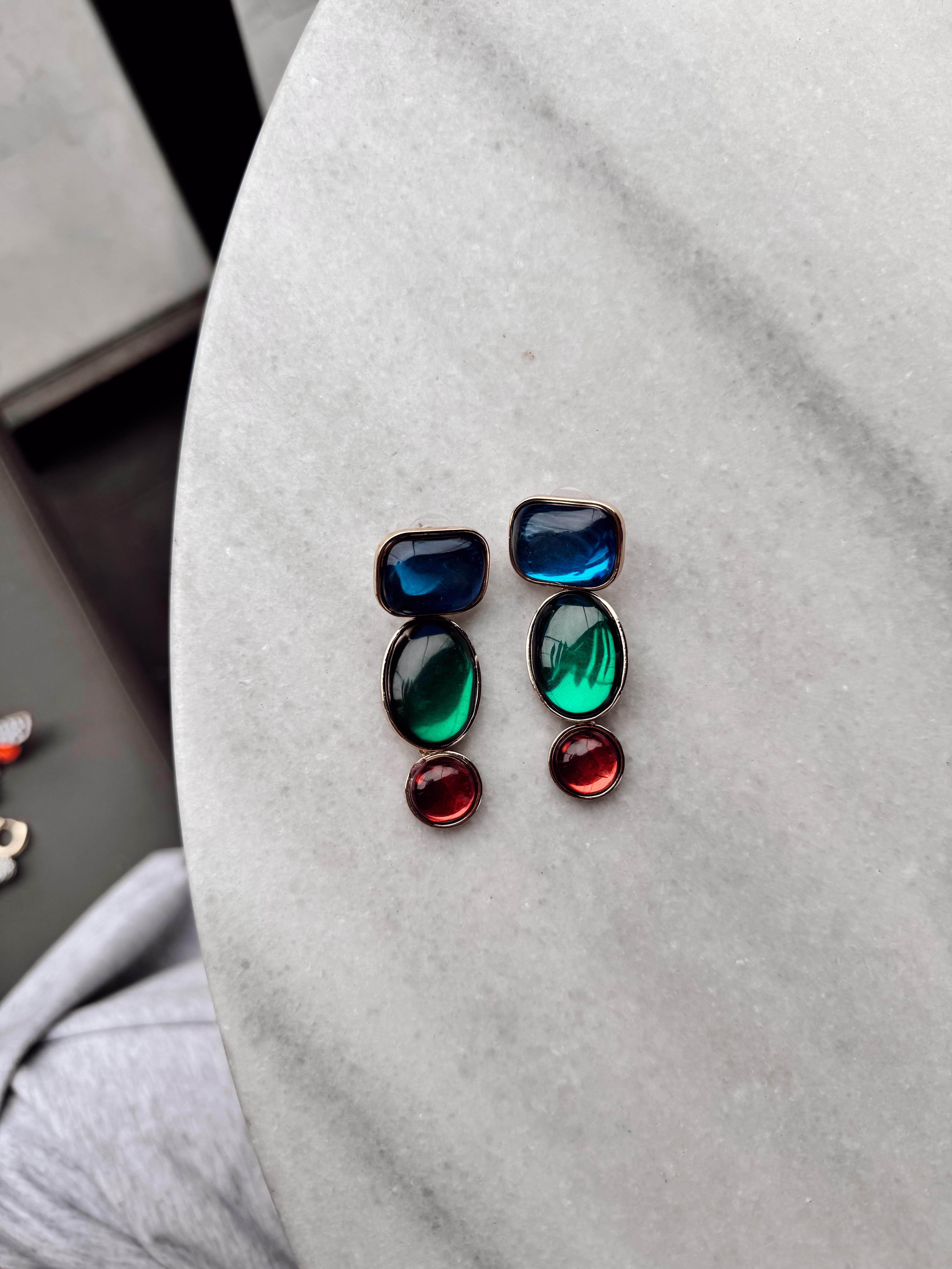 Üç renk ZARA küpe 