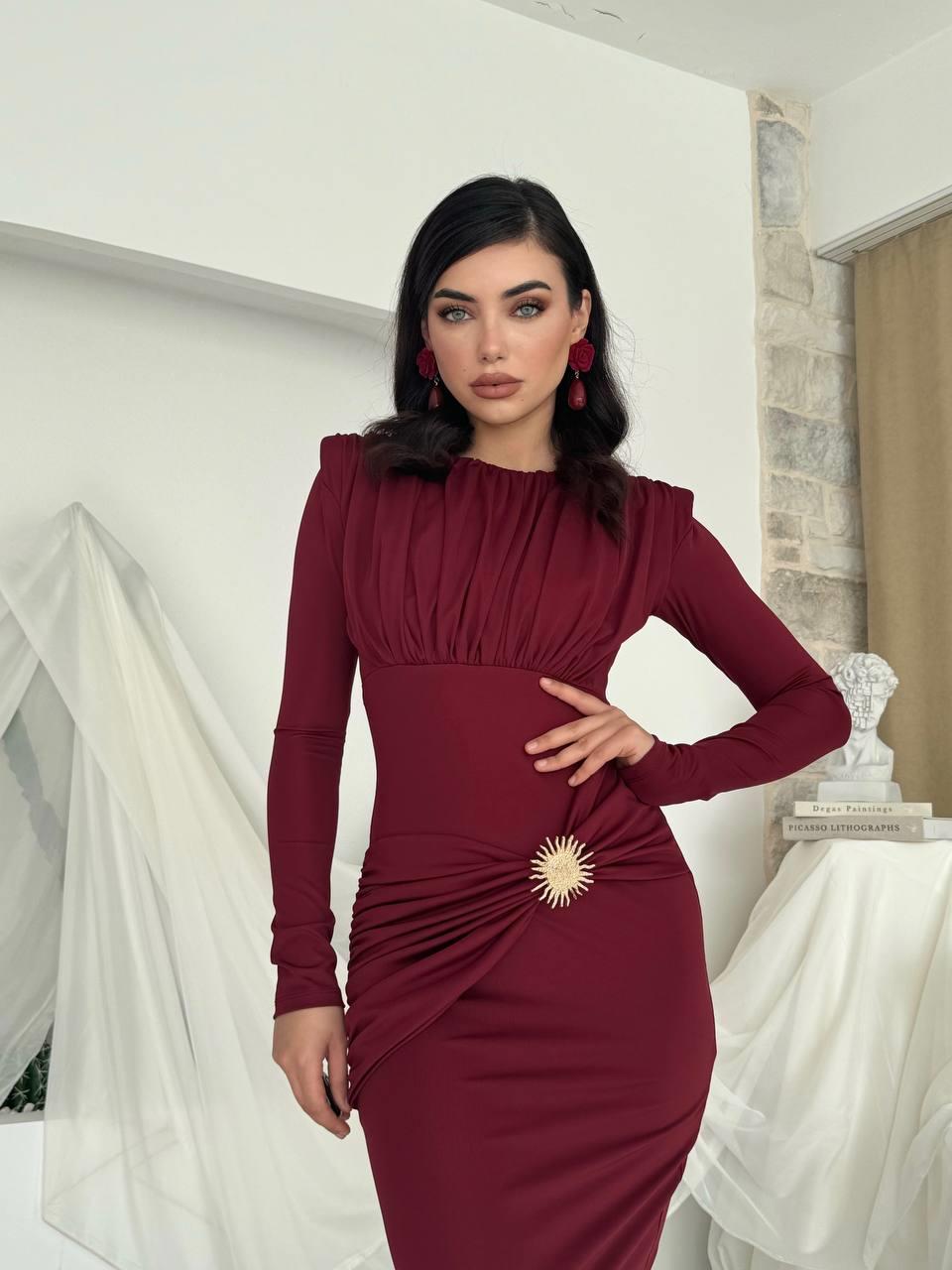 Rıva Broş Detaylı Elbise