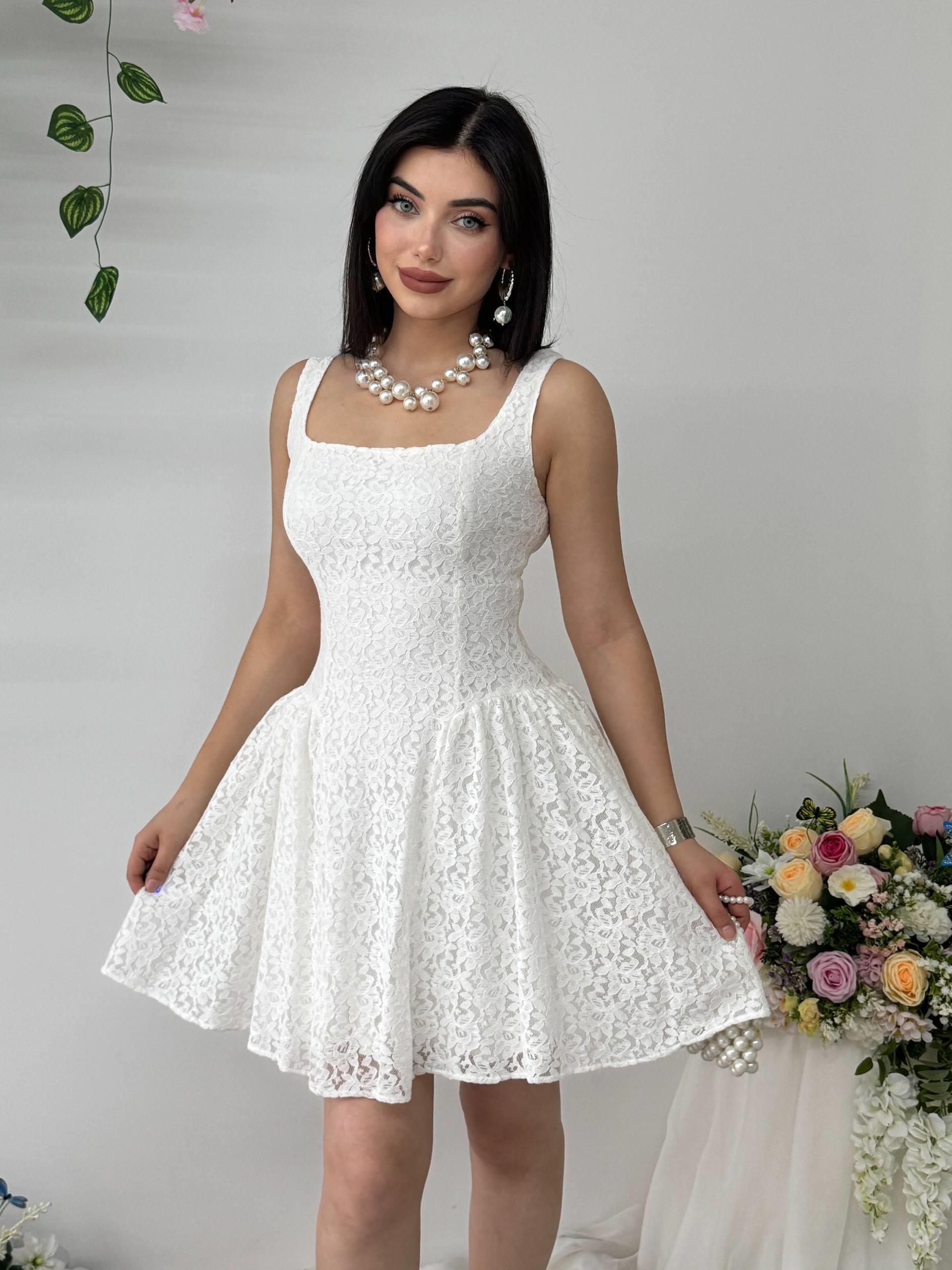 Mini Dantel Tasarım Queen Elbise