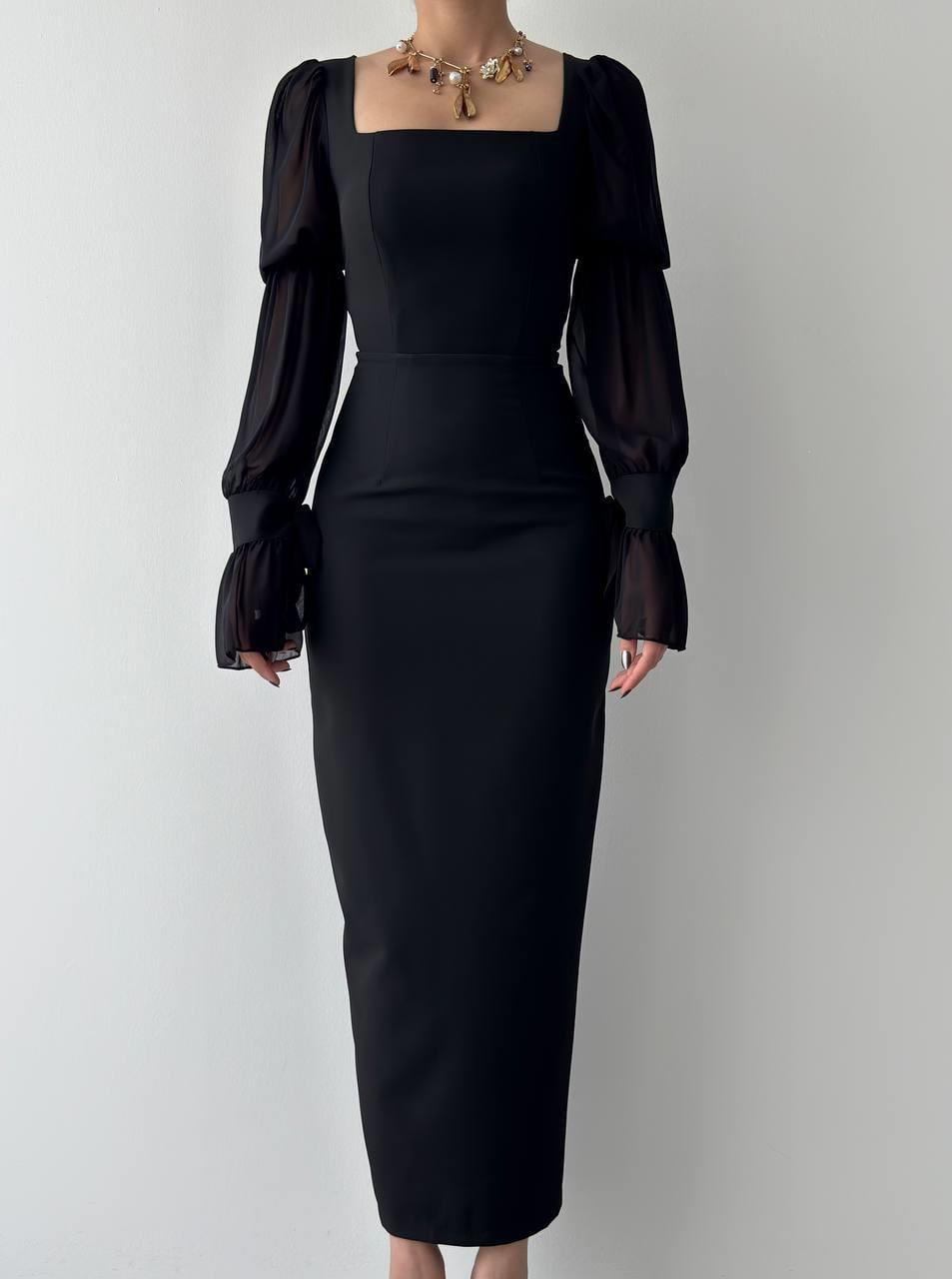 Hare Kolları Fırfır Detaylı Elbise