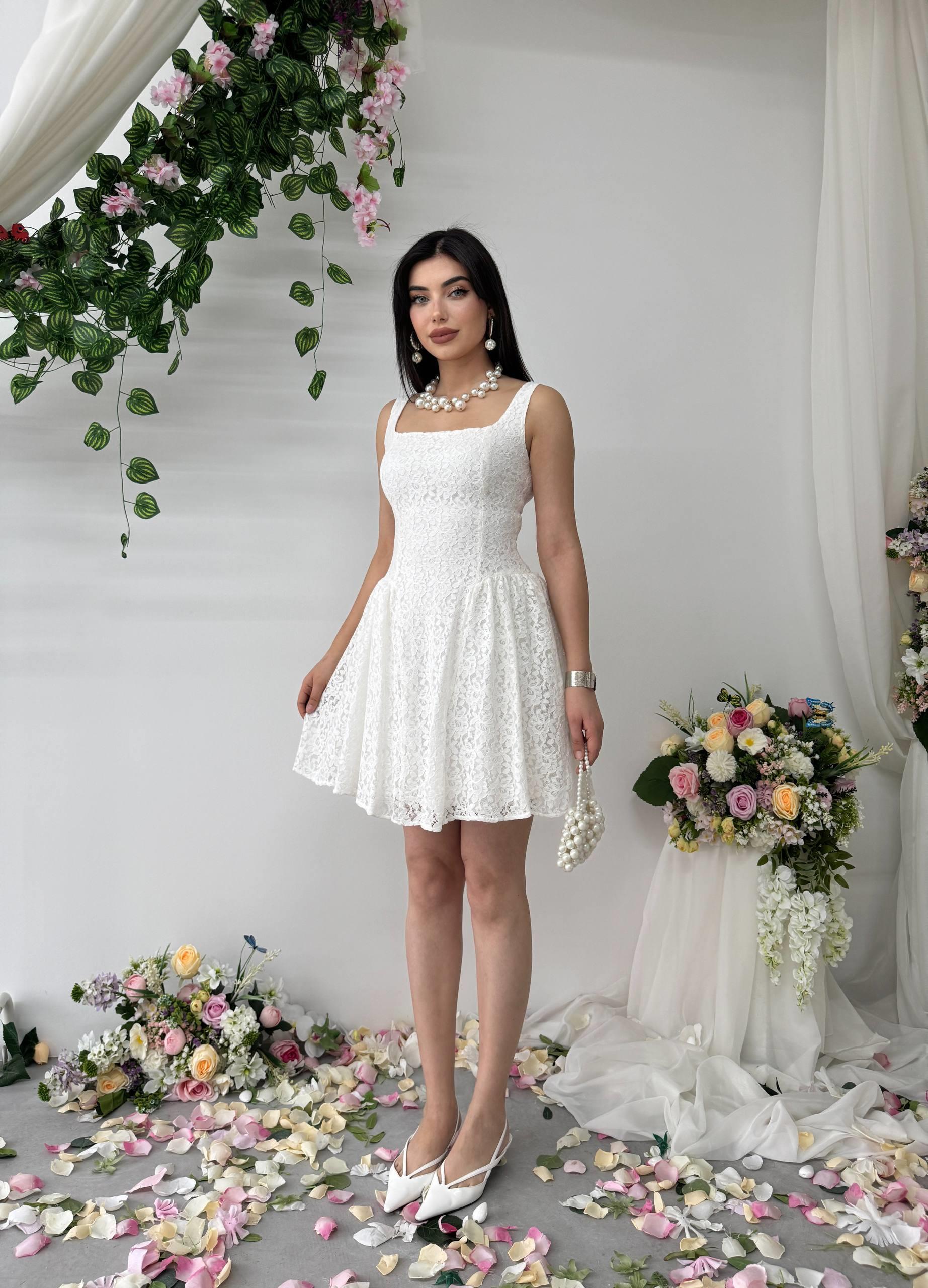 Mini Dantel Tasarım Queen Elbise