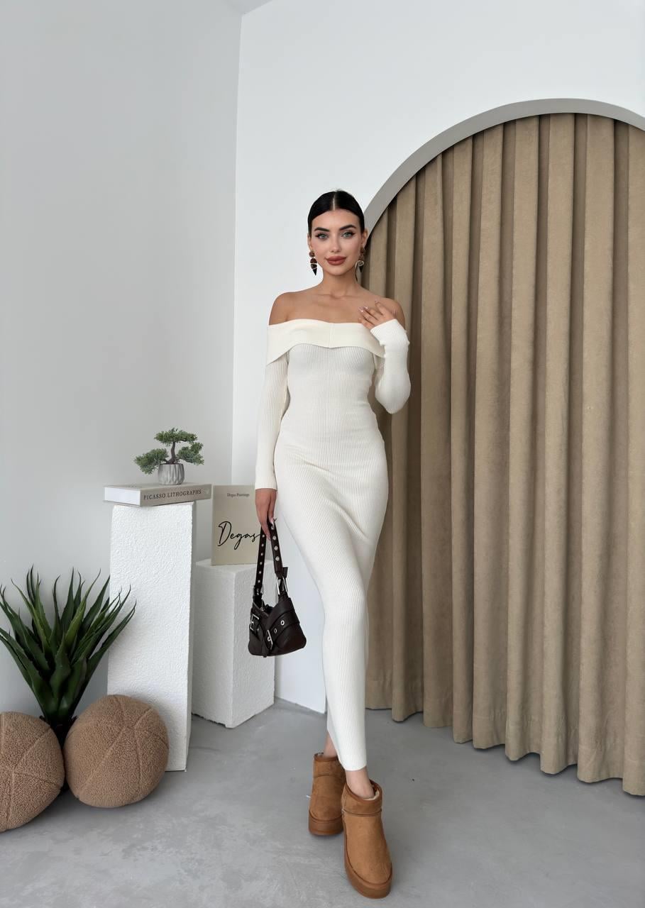 Straplez Madonna Yaka Triko Elbise