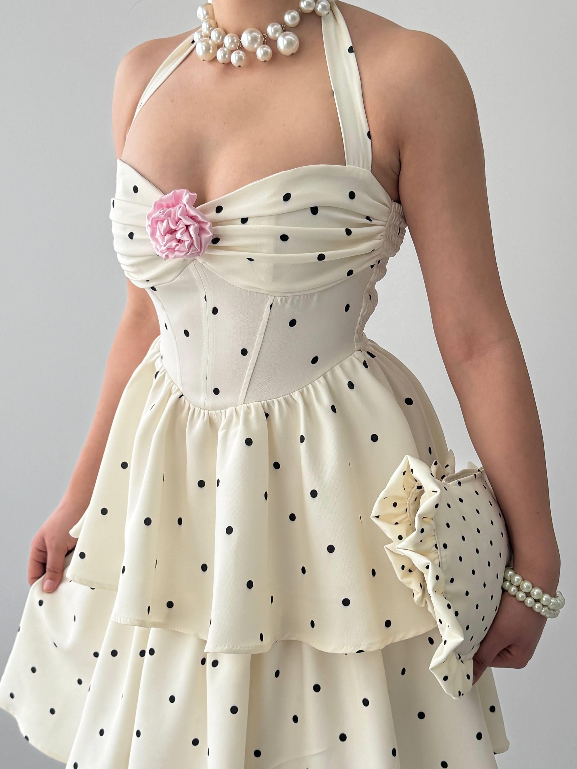 Sernu Gül Detaylı Elbise