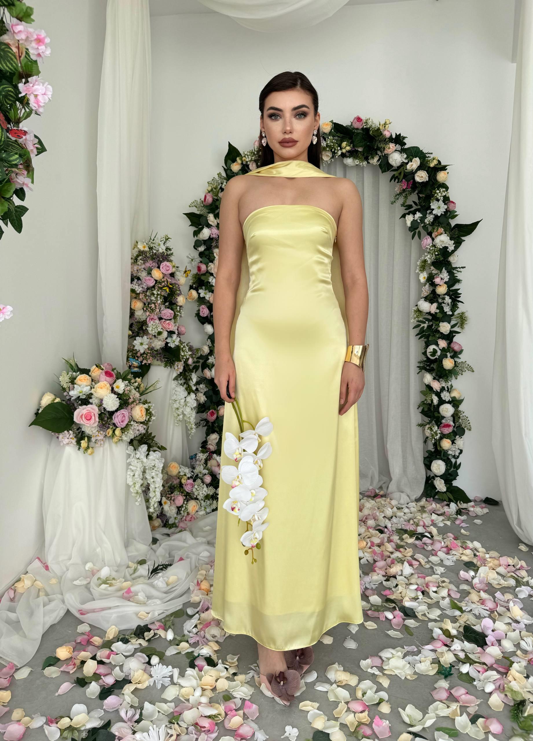 Ulsez Straplez Şal Detaylı Elbise