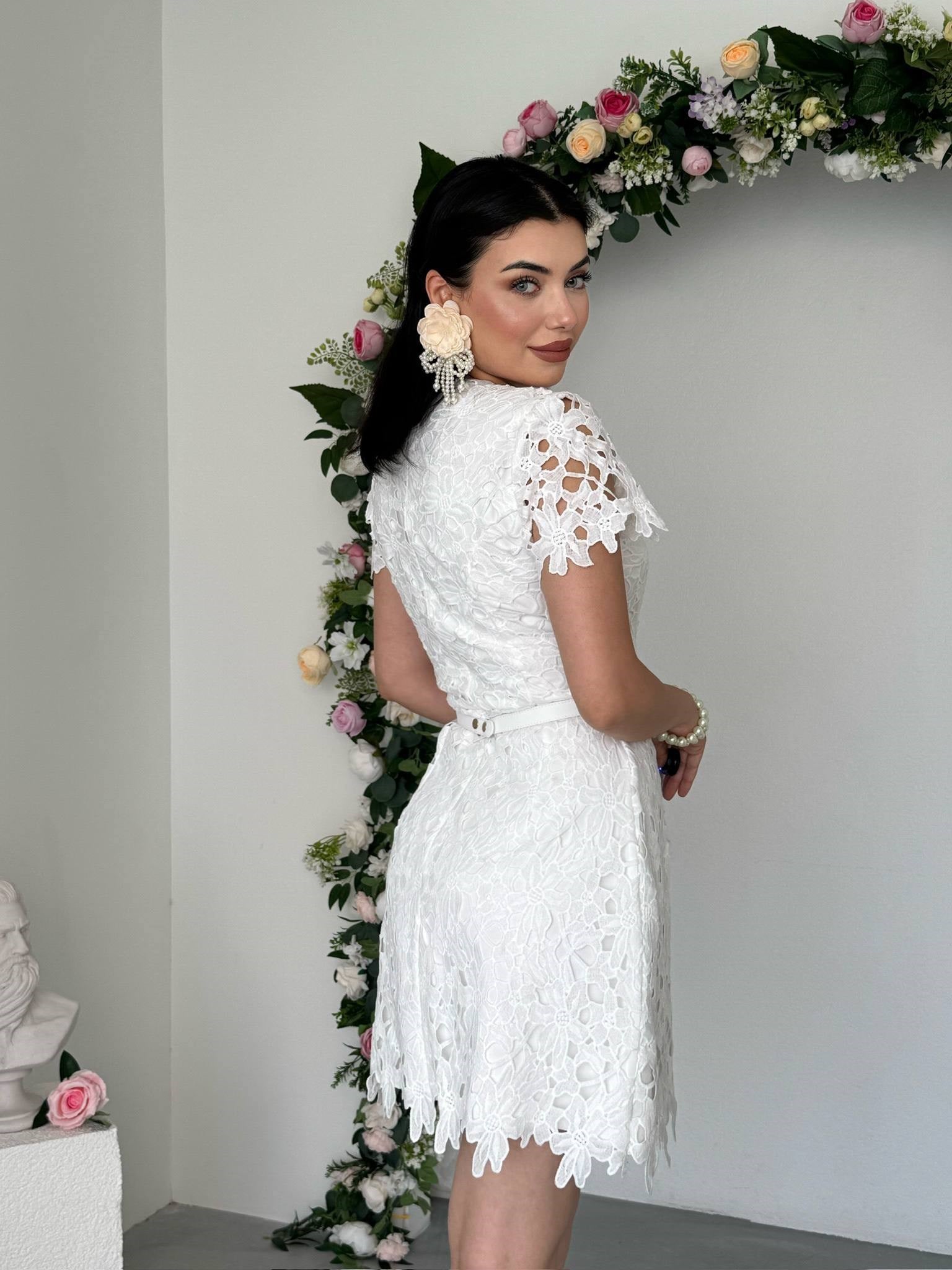 Rema Kemer Detaylı Dantel Mini Elbise 