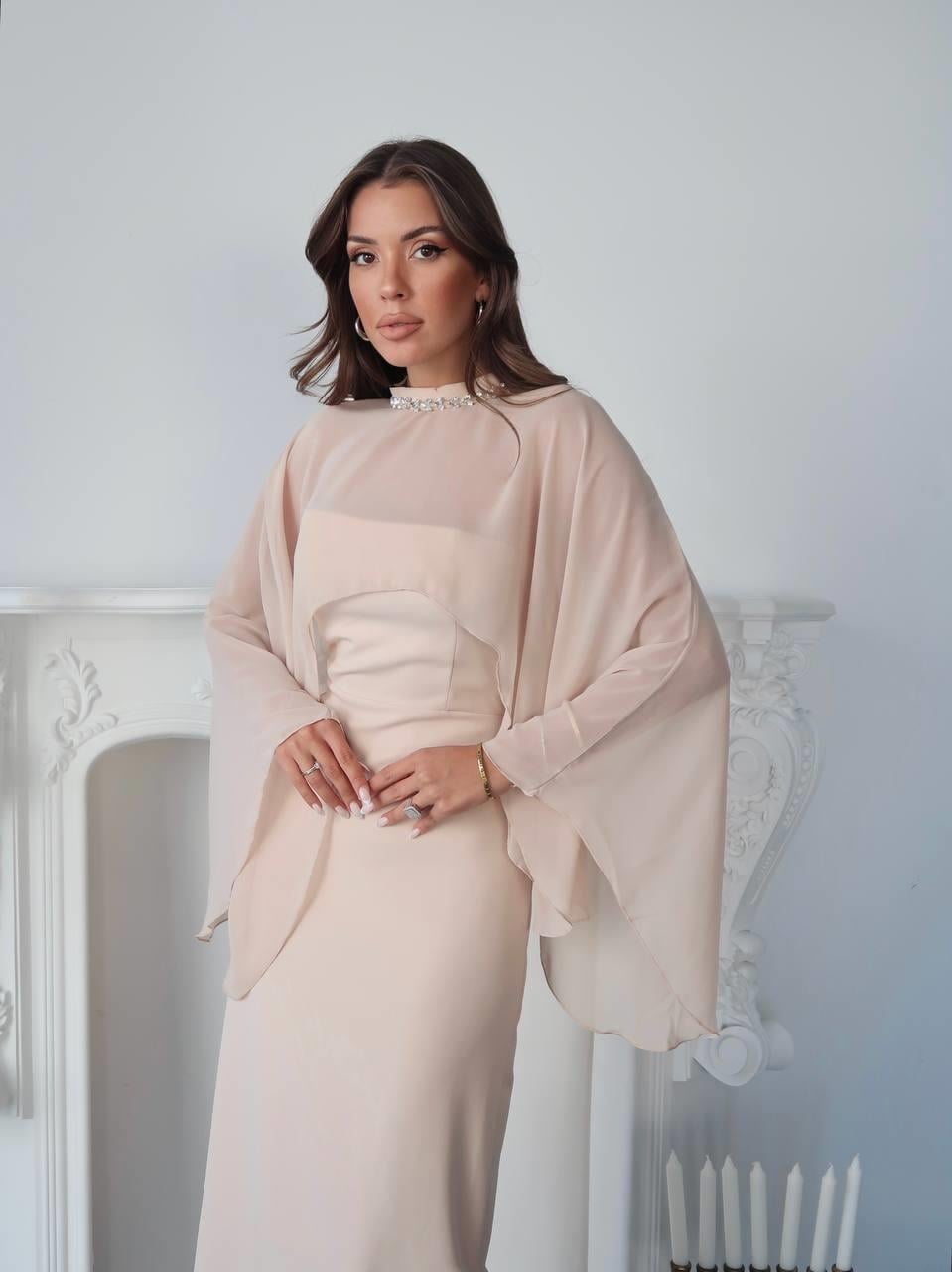 Alesta Tül Detaylı Tasarım Uzun Elbise