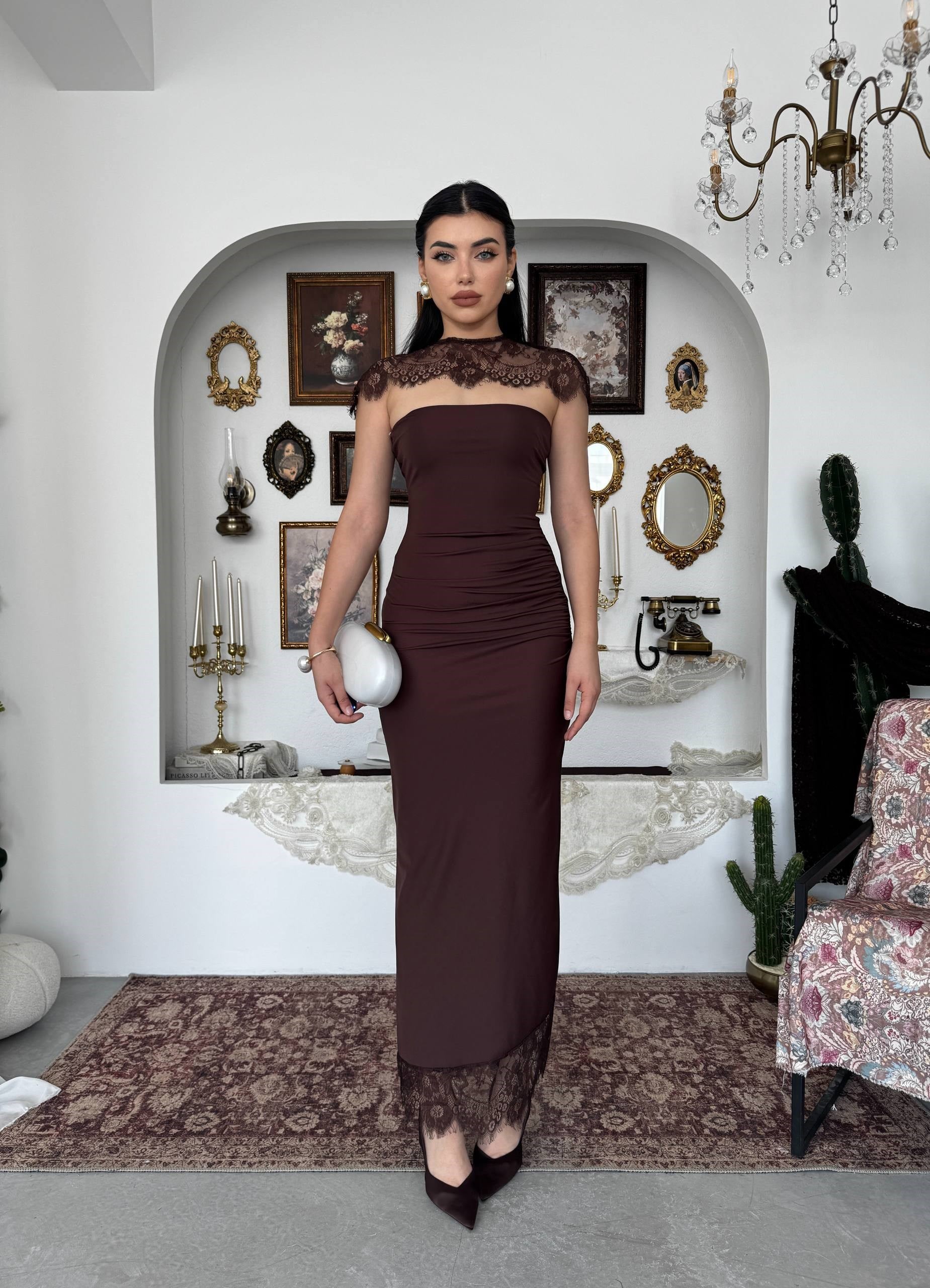 Jecan Omuz Pelerin Detaylı Elbise