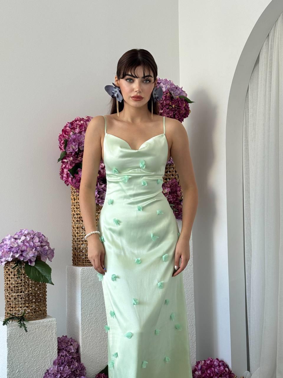 Kadın Tasarım Saten Askılı Çiçek Detay Elbise Sara